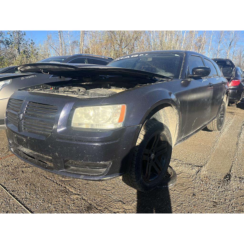 DODGE MAGNUM 2005