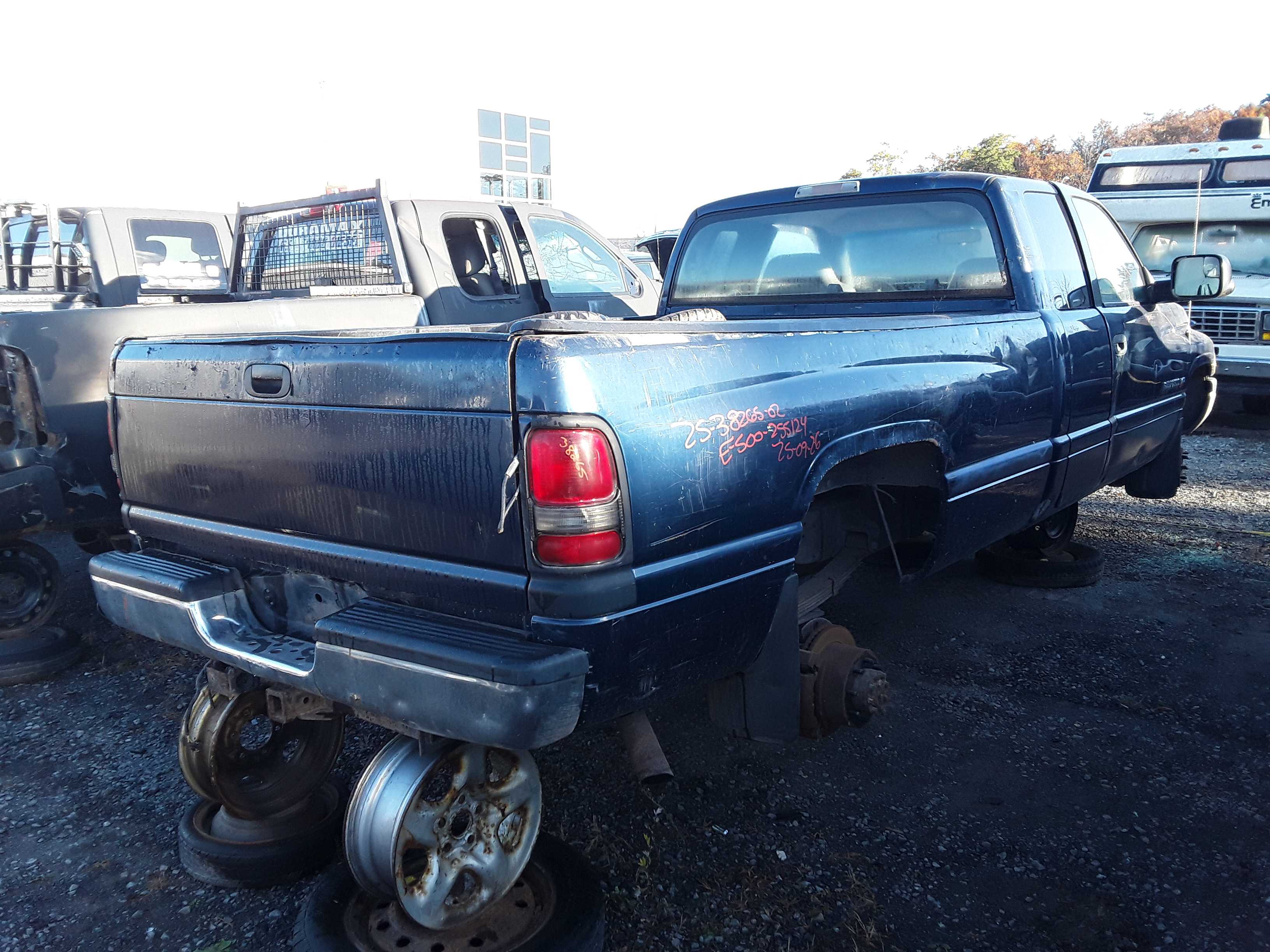 DODGE RAM 2500 2002