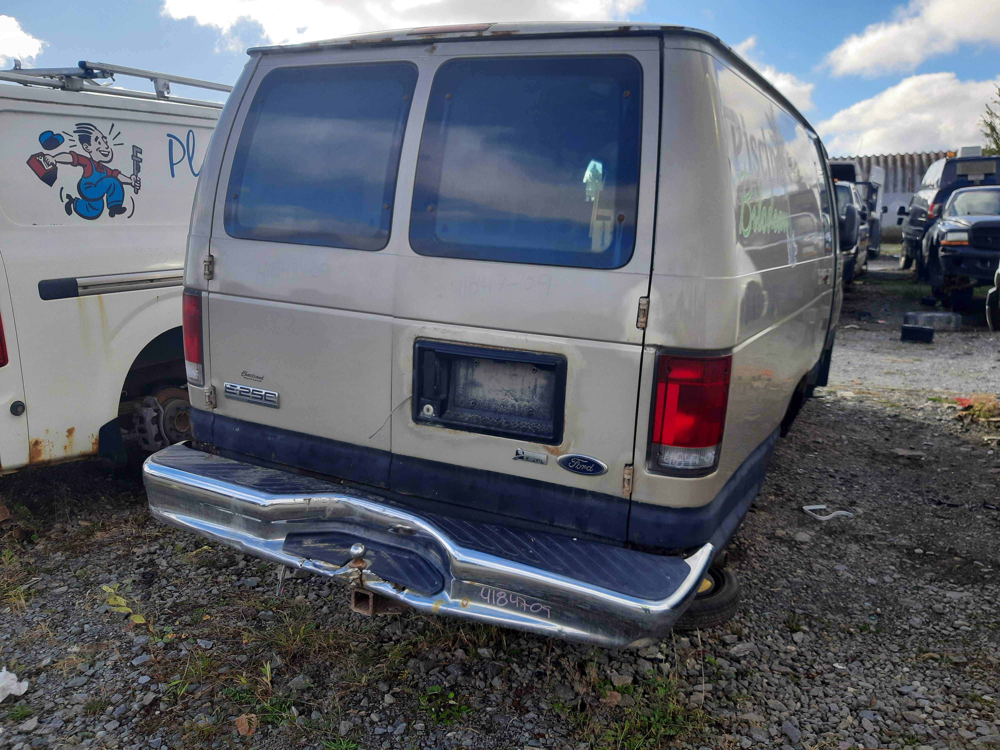 FORD ECONOLINE 2009