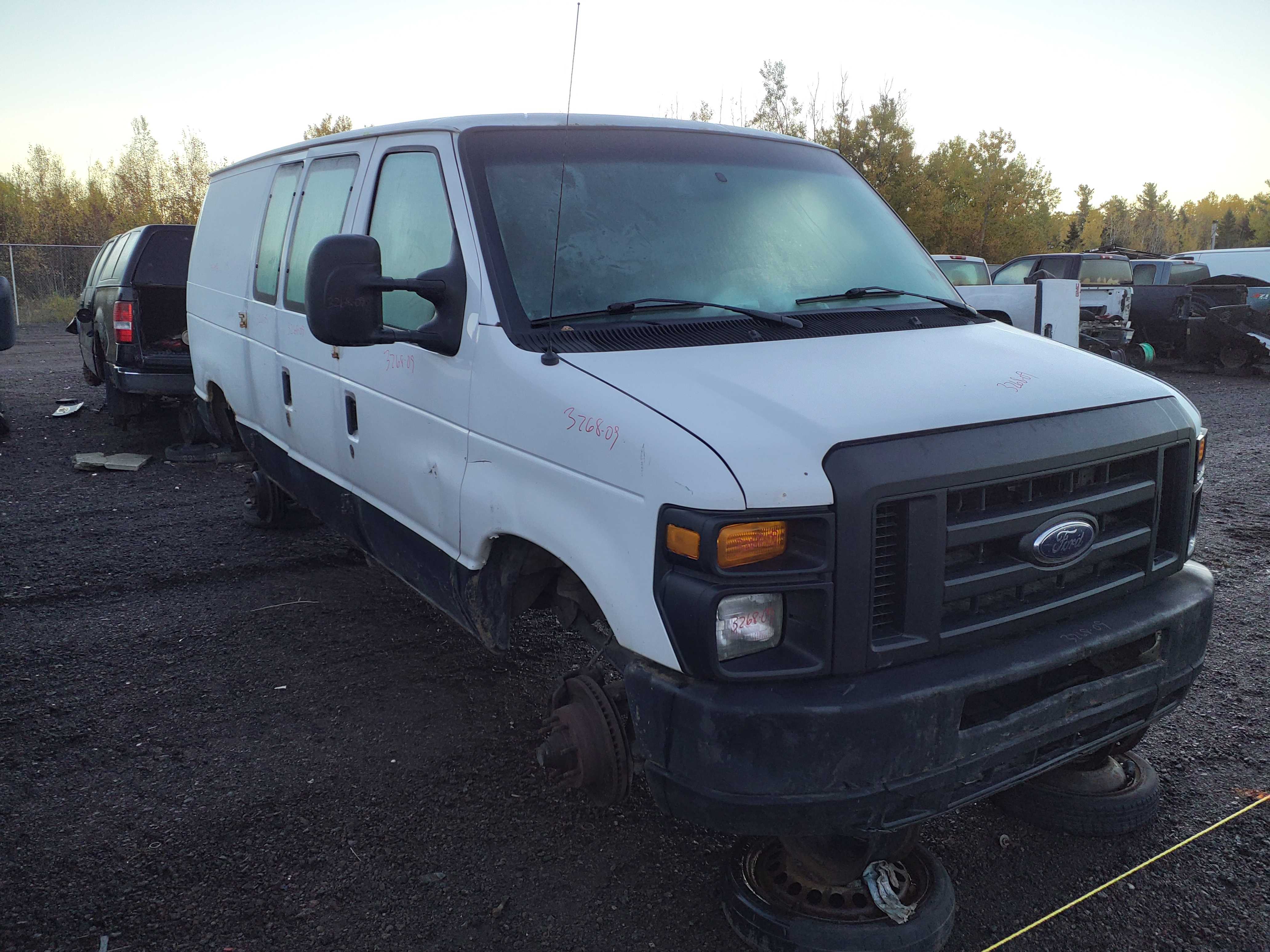 FORD ECONOLINE 2009
