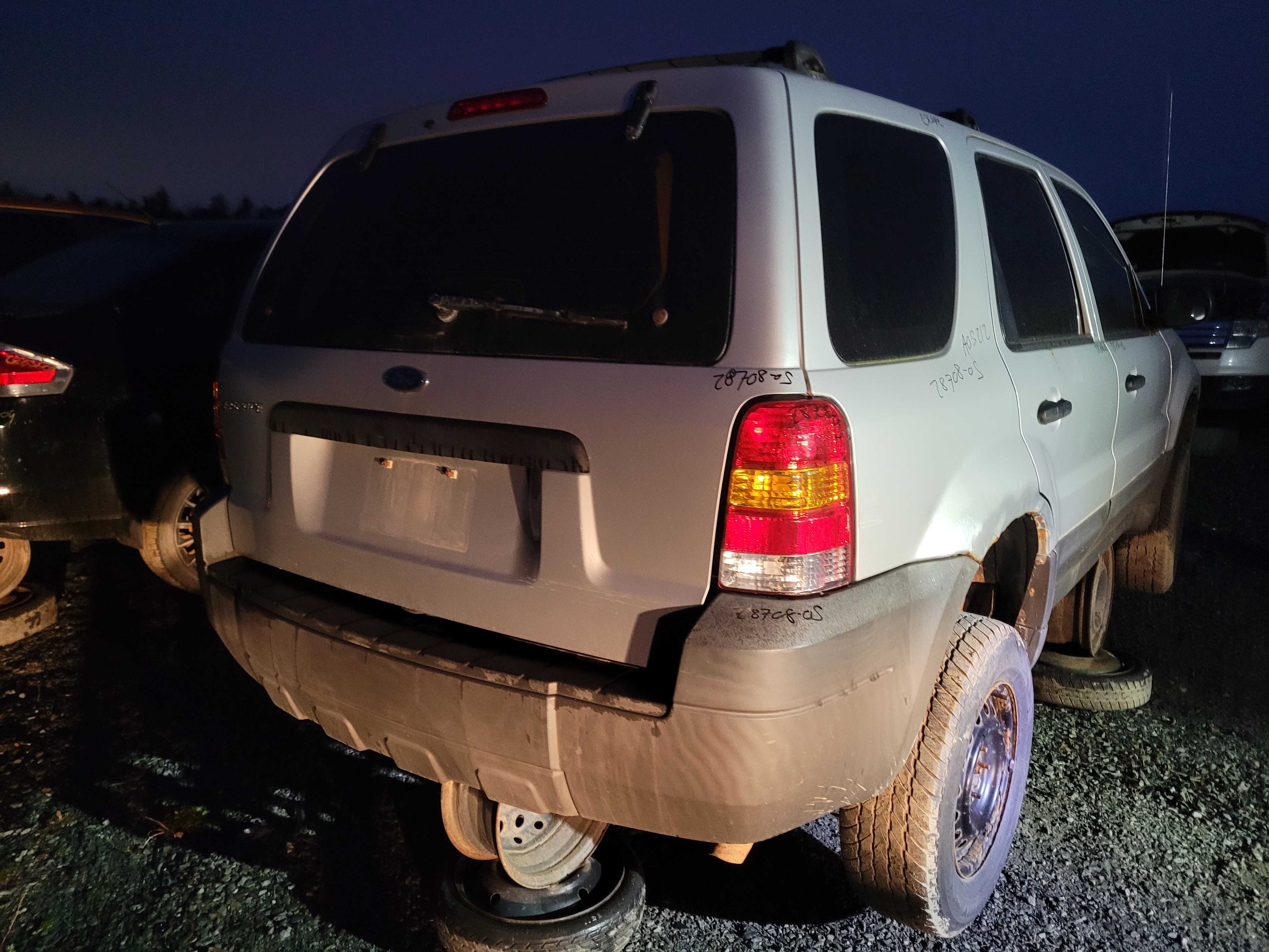 FORD ESCAPE 2005