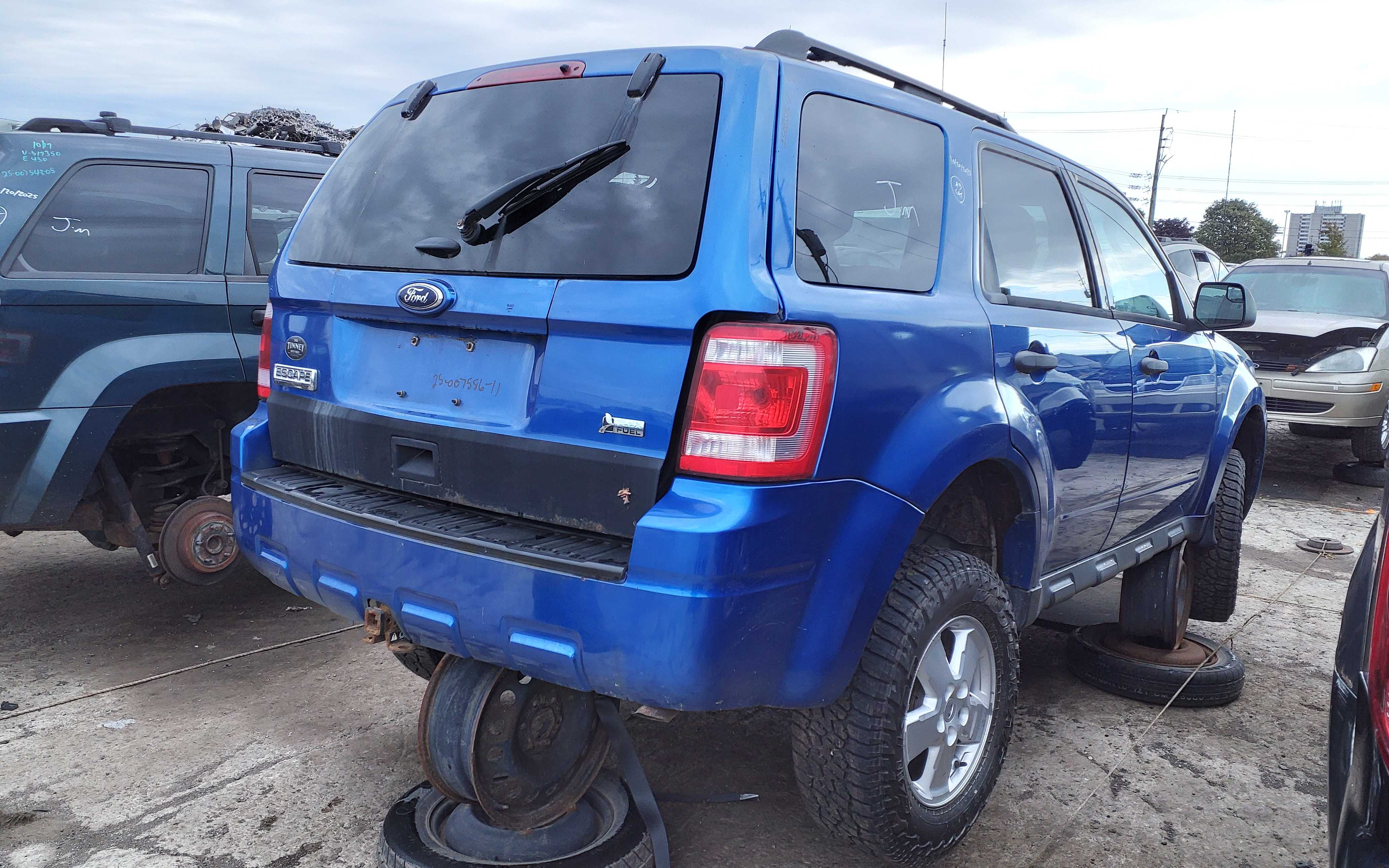 FORD ESCAPE 2011