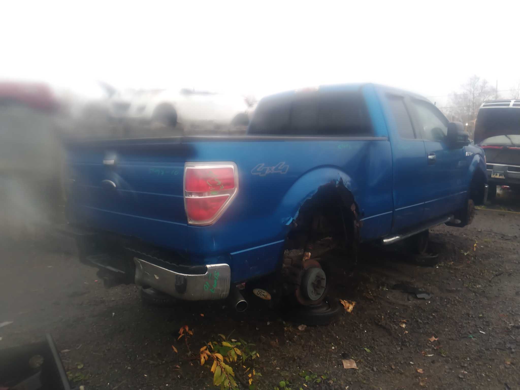 FORD F-150 2010