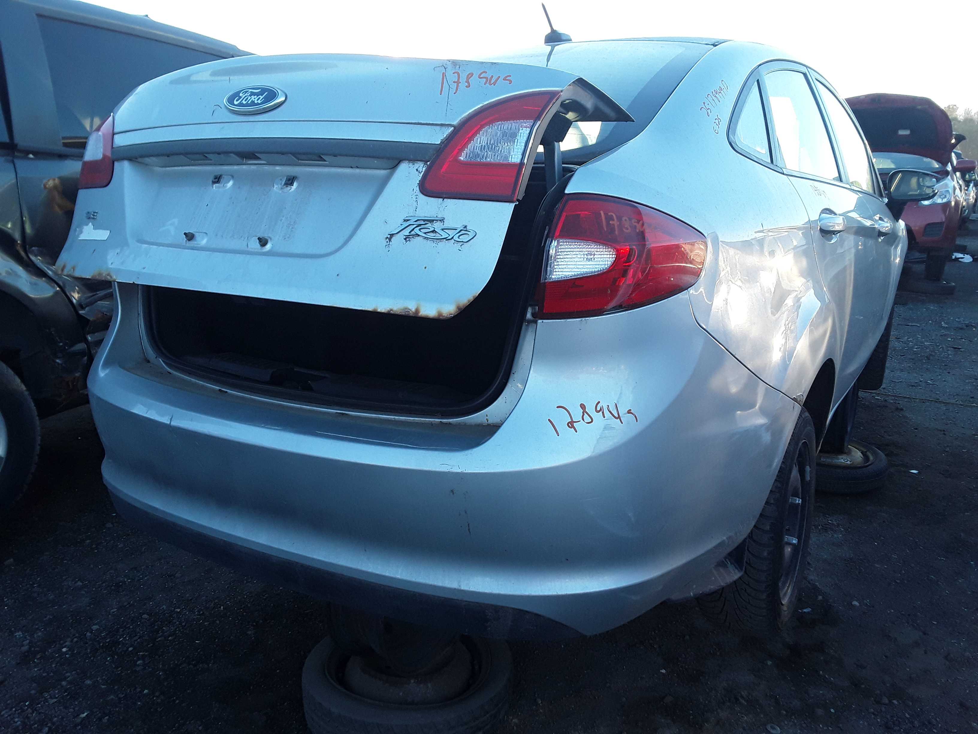 FORD FIESTA 2012