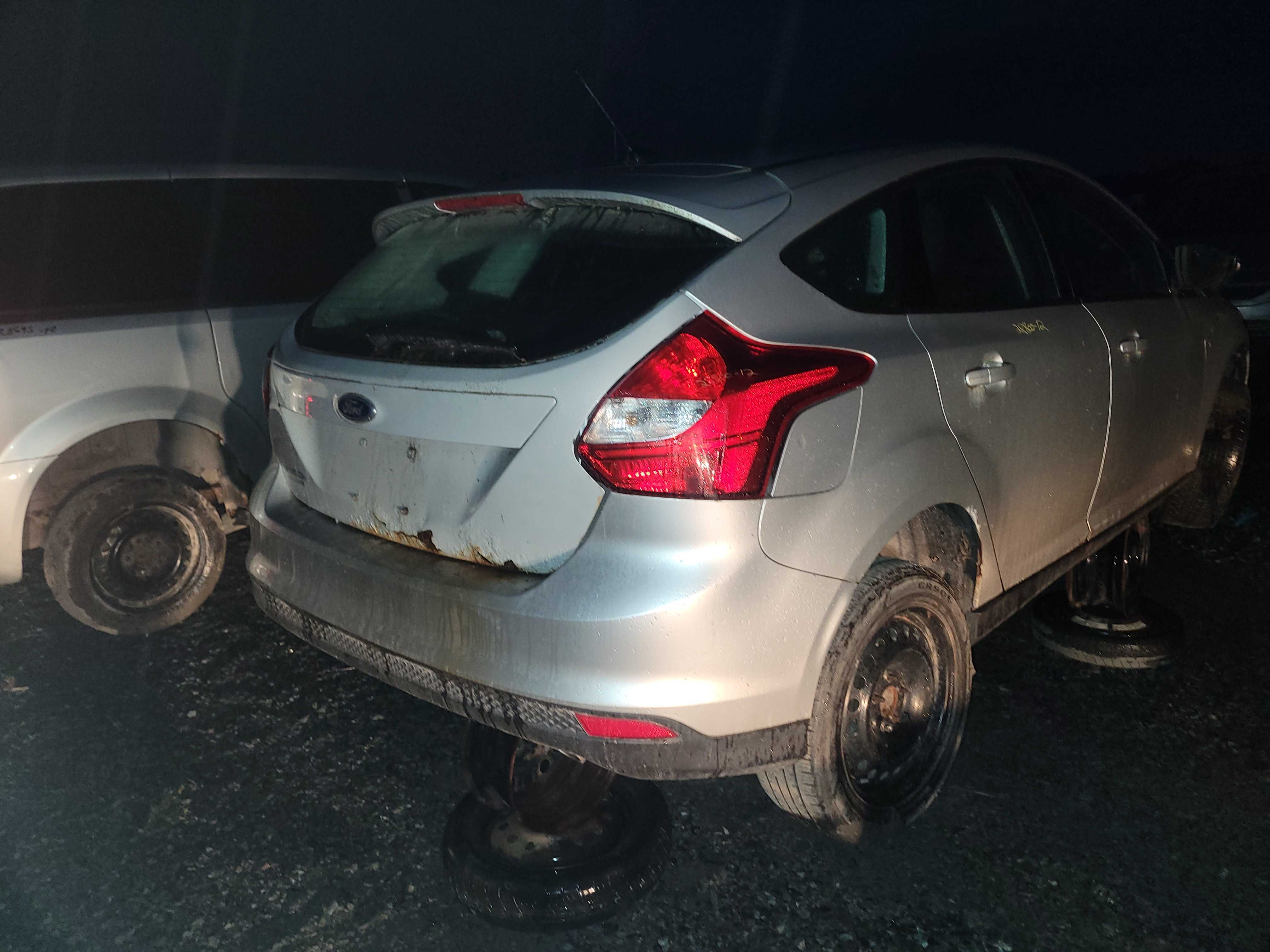 FORD FOCUS 2012