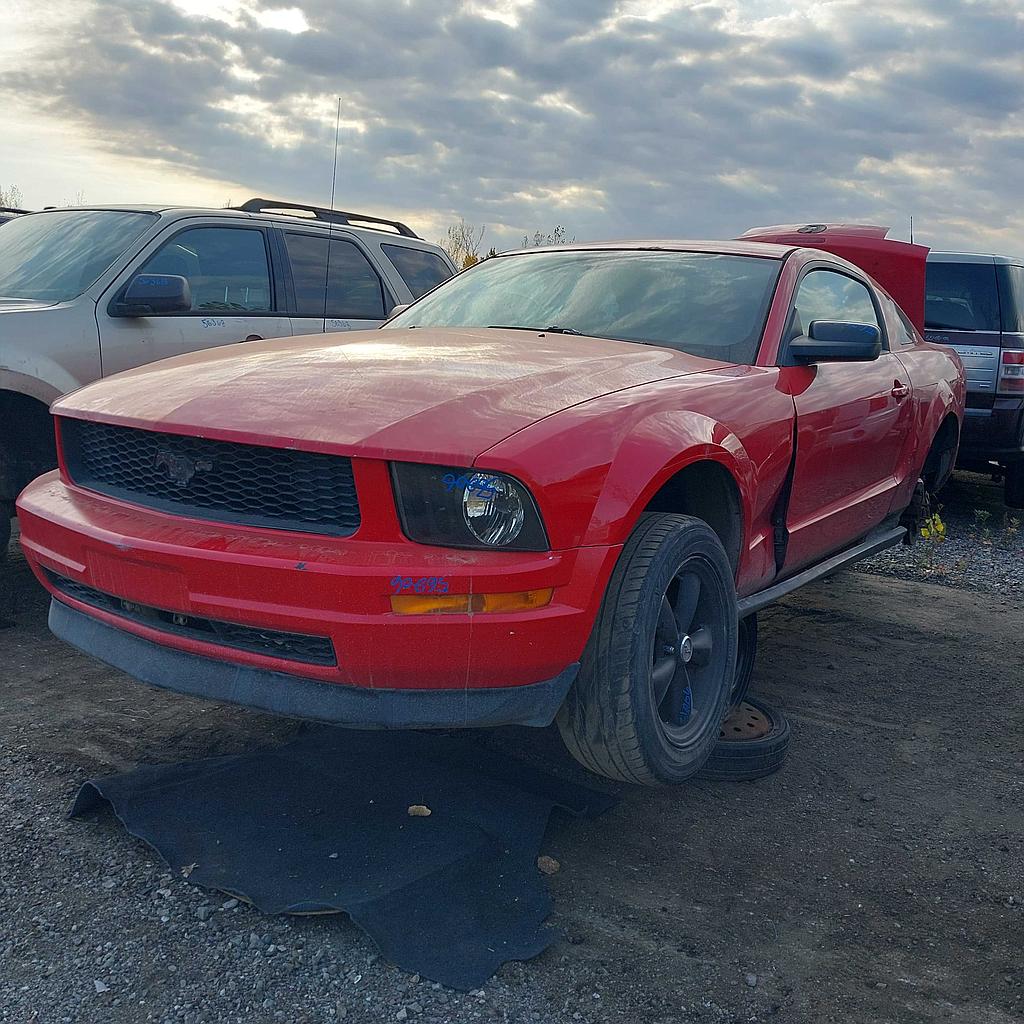 FORD MUSTANG 2005