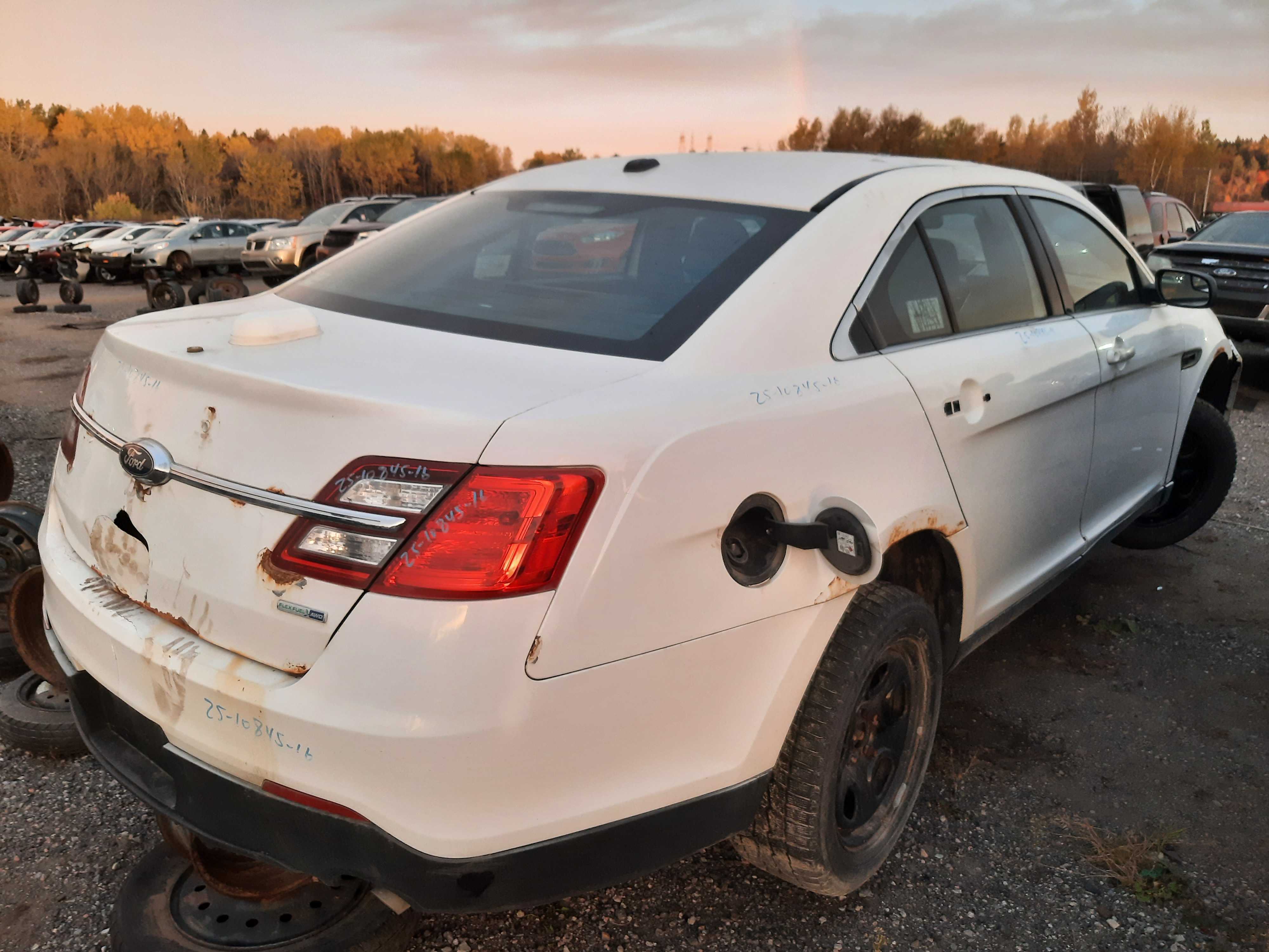 FORD POLICE INTERCEPTOR 2016