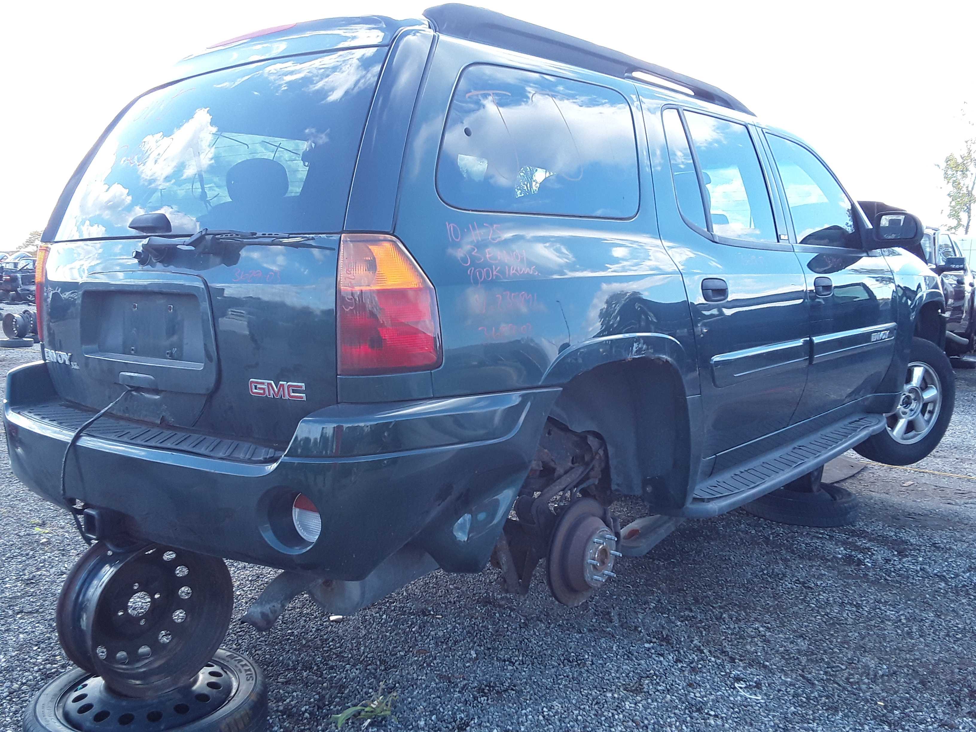 GMC ENVOY 2003