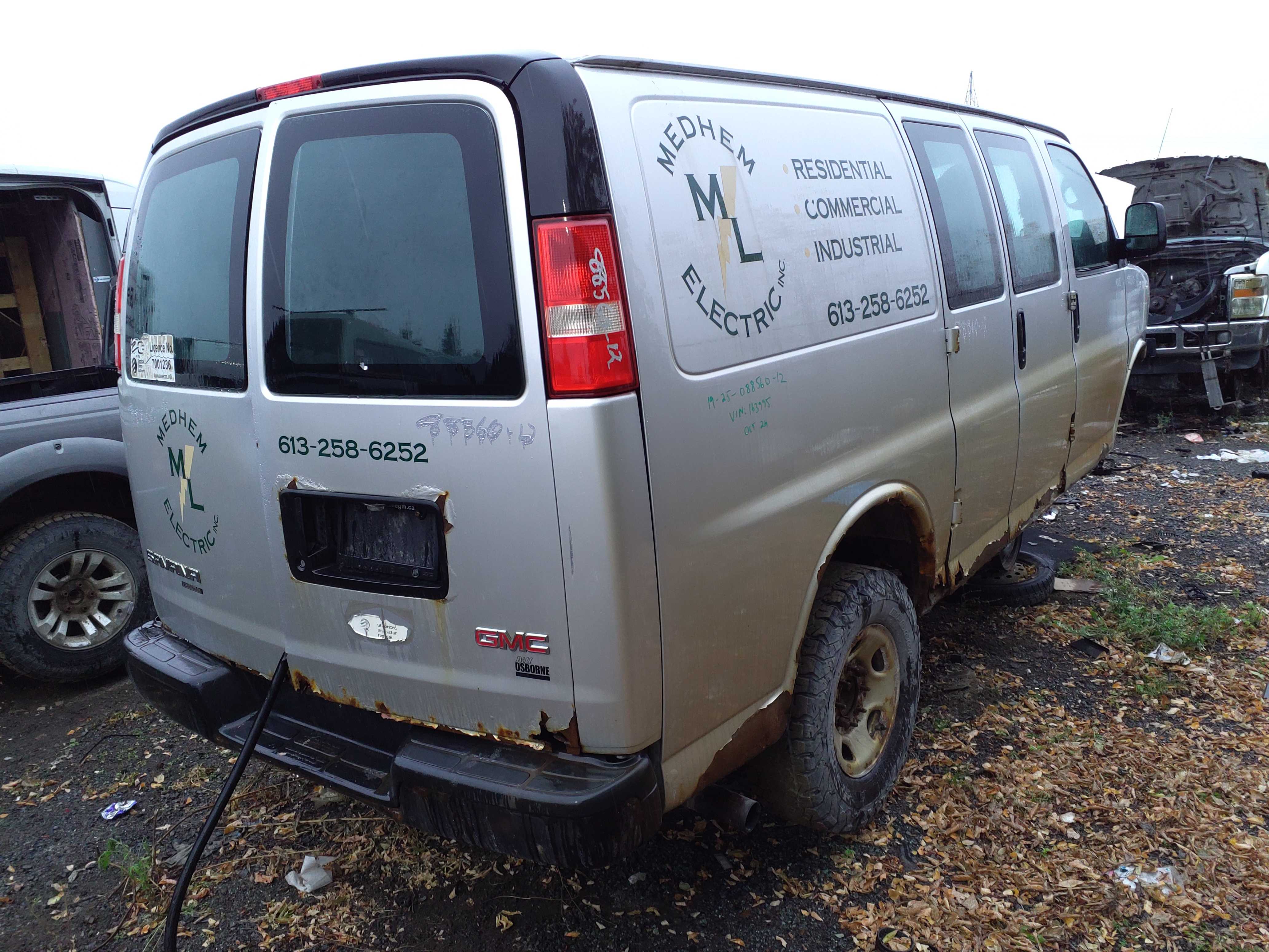 GMC SAVANA CARGO 2012