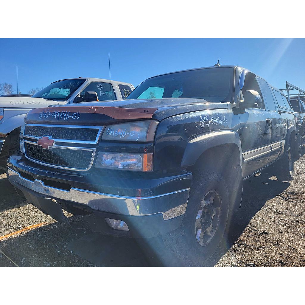 GMC SIERRA 1500 2005