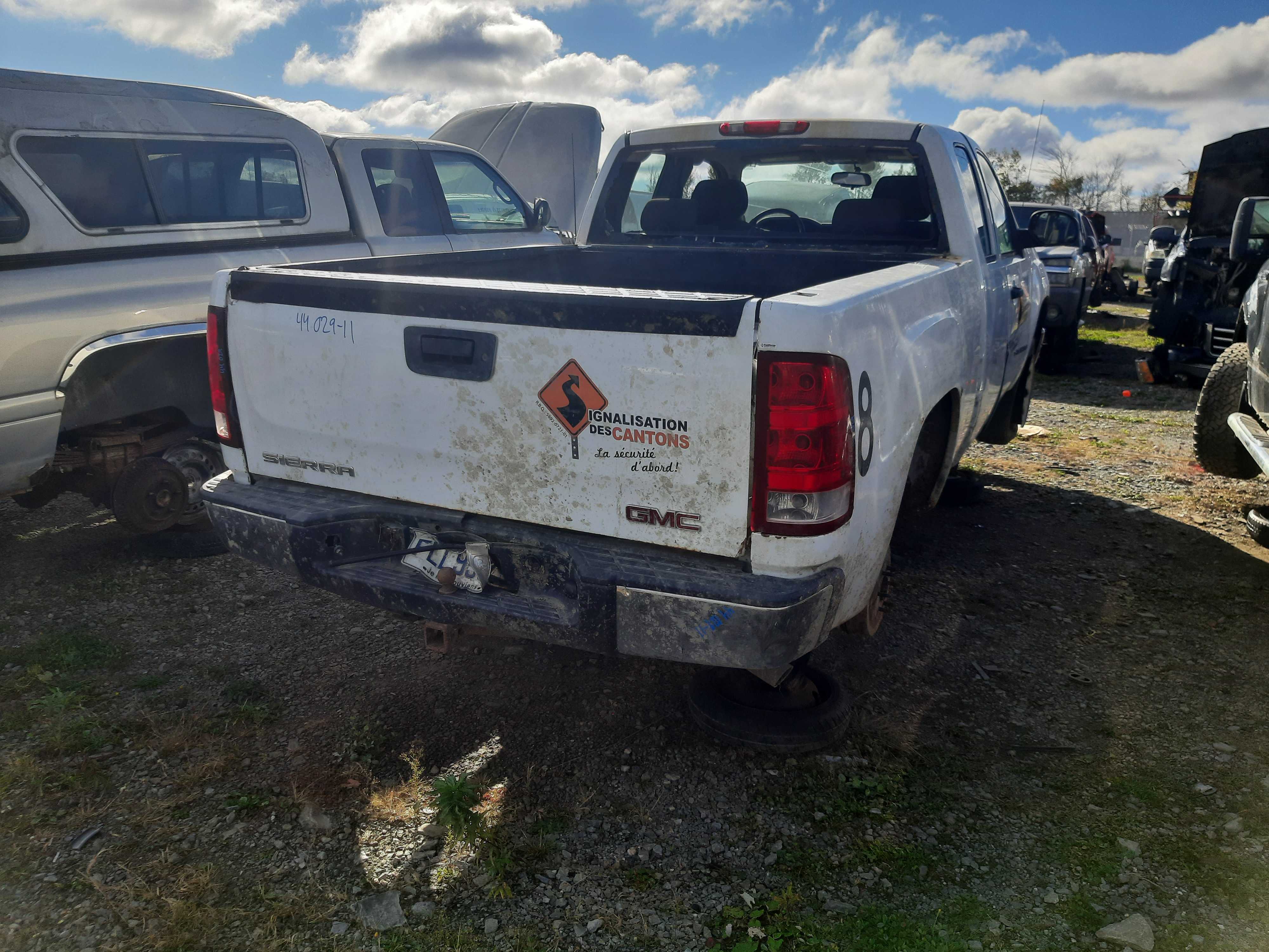 GMC SIERRA 1500 2011