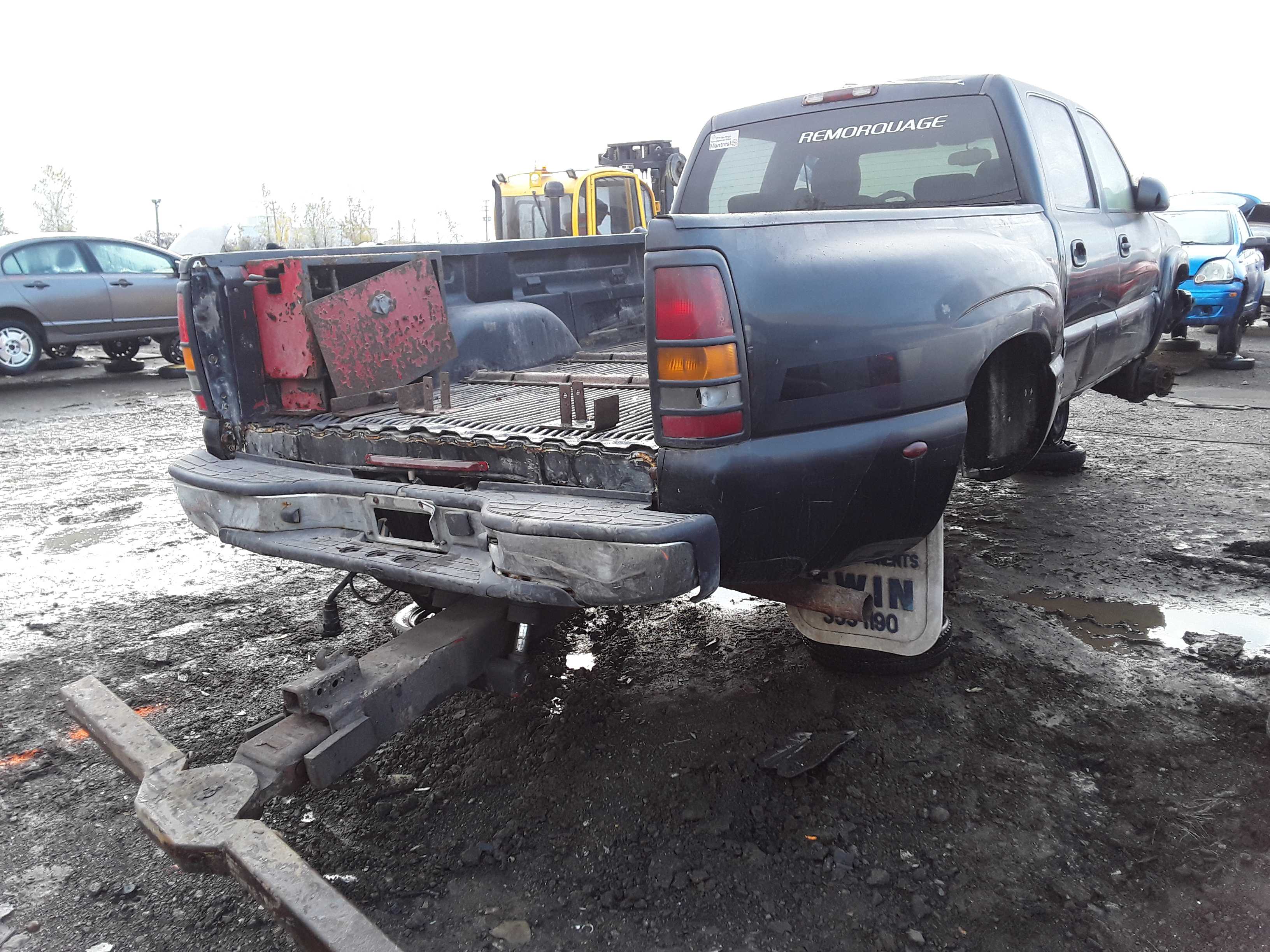 GMC SIERRA 3500 2004