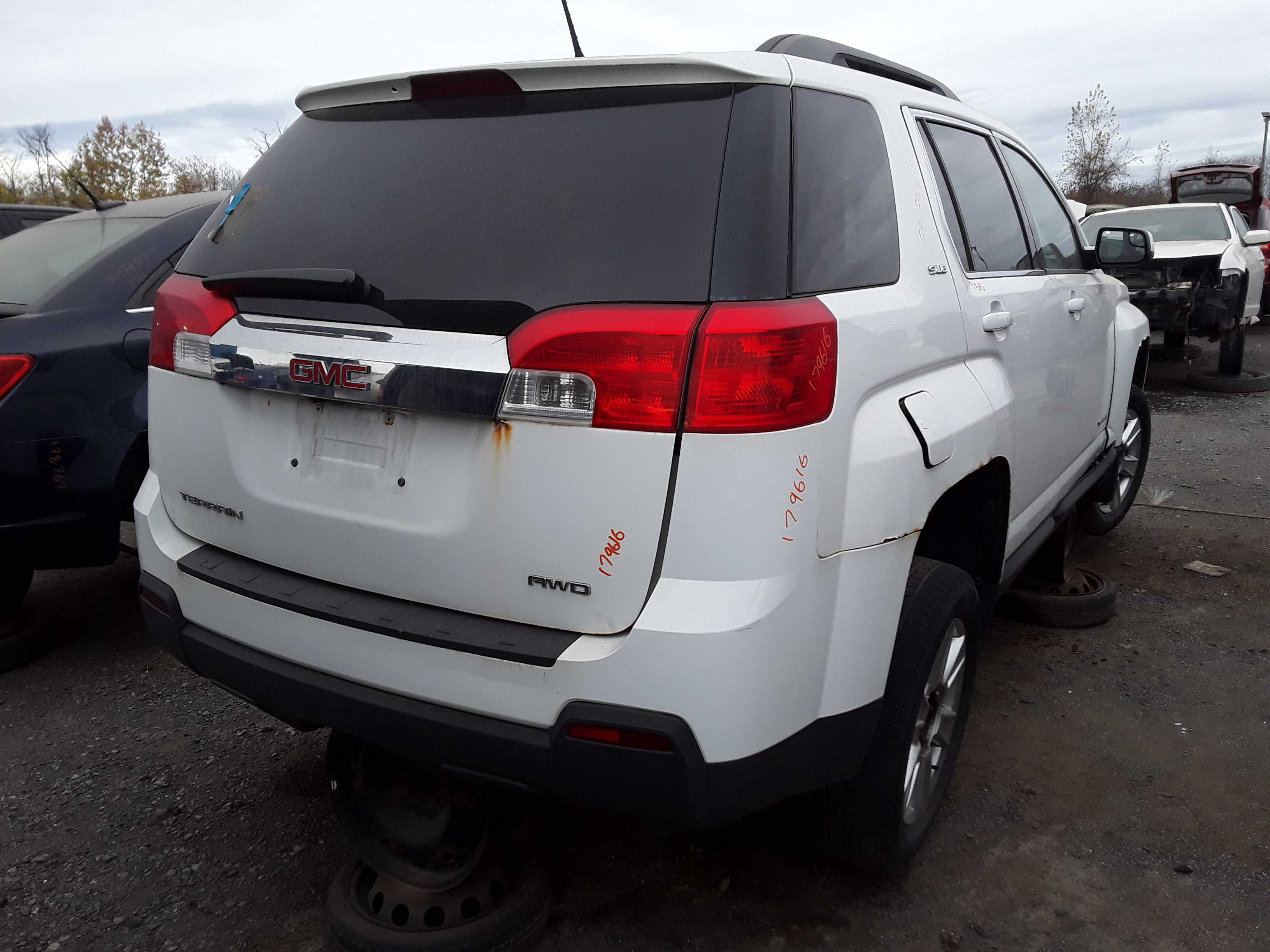 GMC VAN 2013
