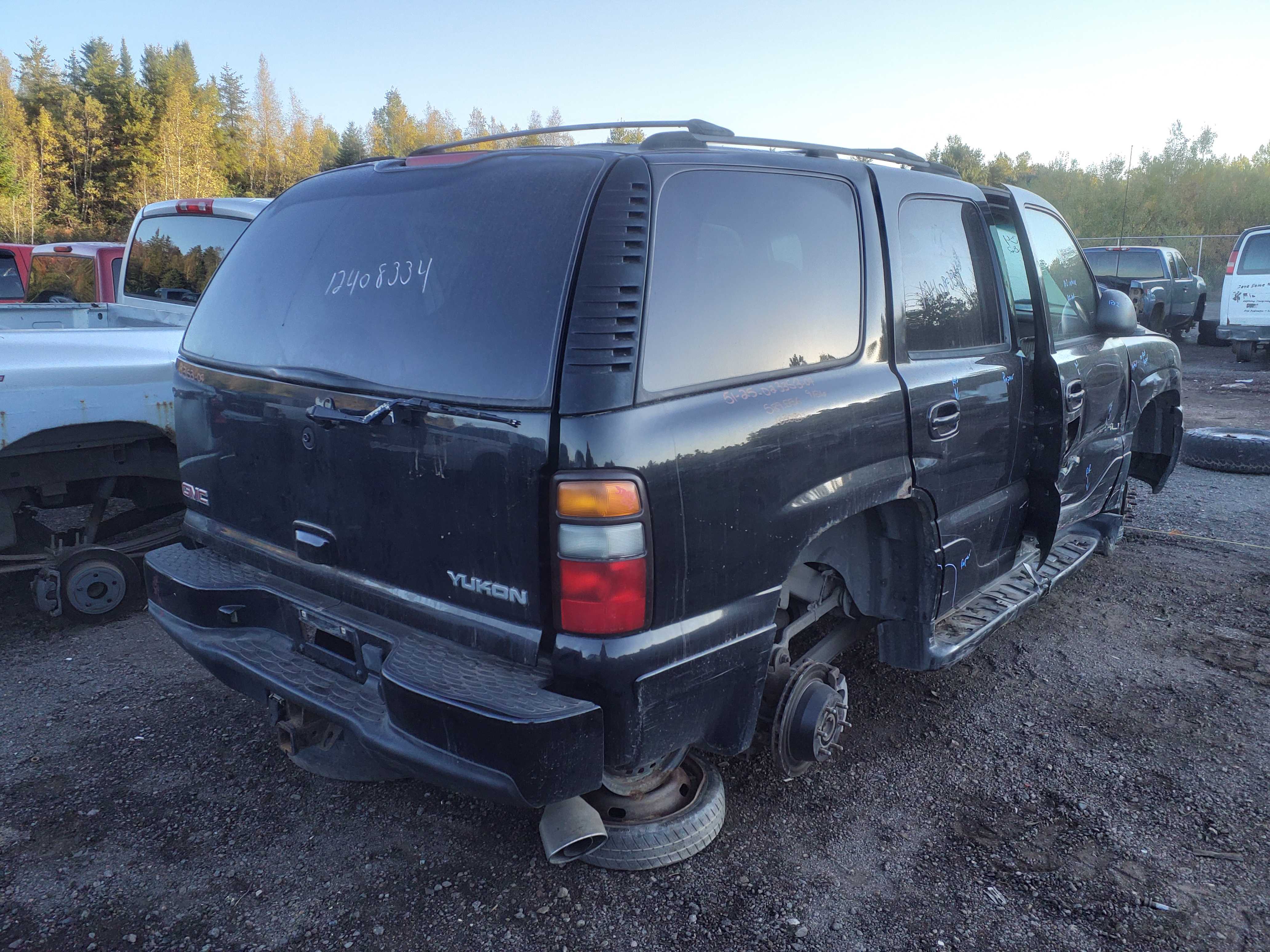 GMC YUKON 2004