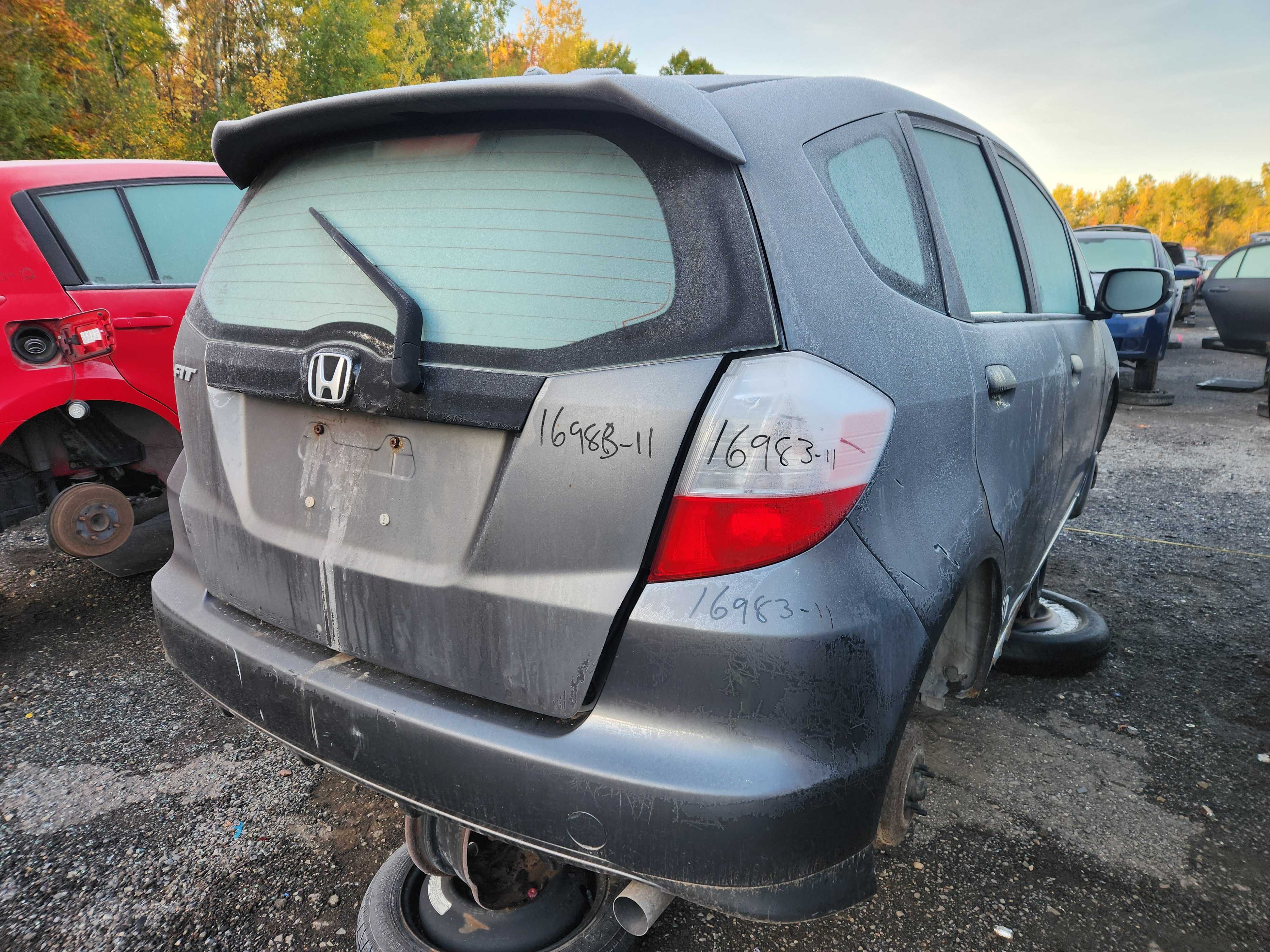 HONDA FIT 2011