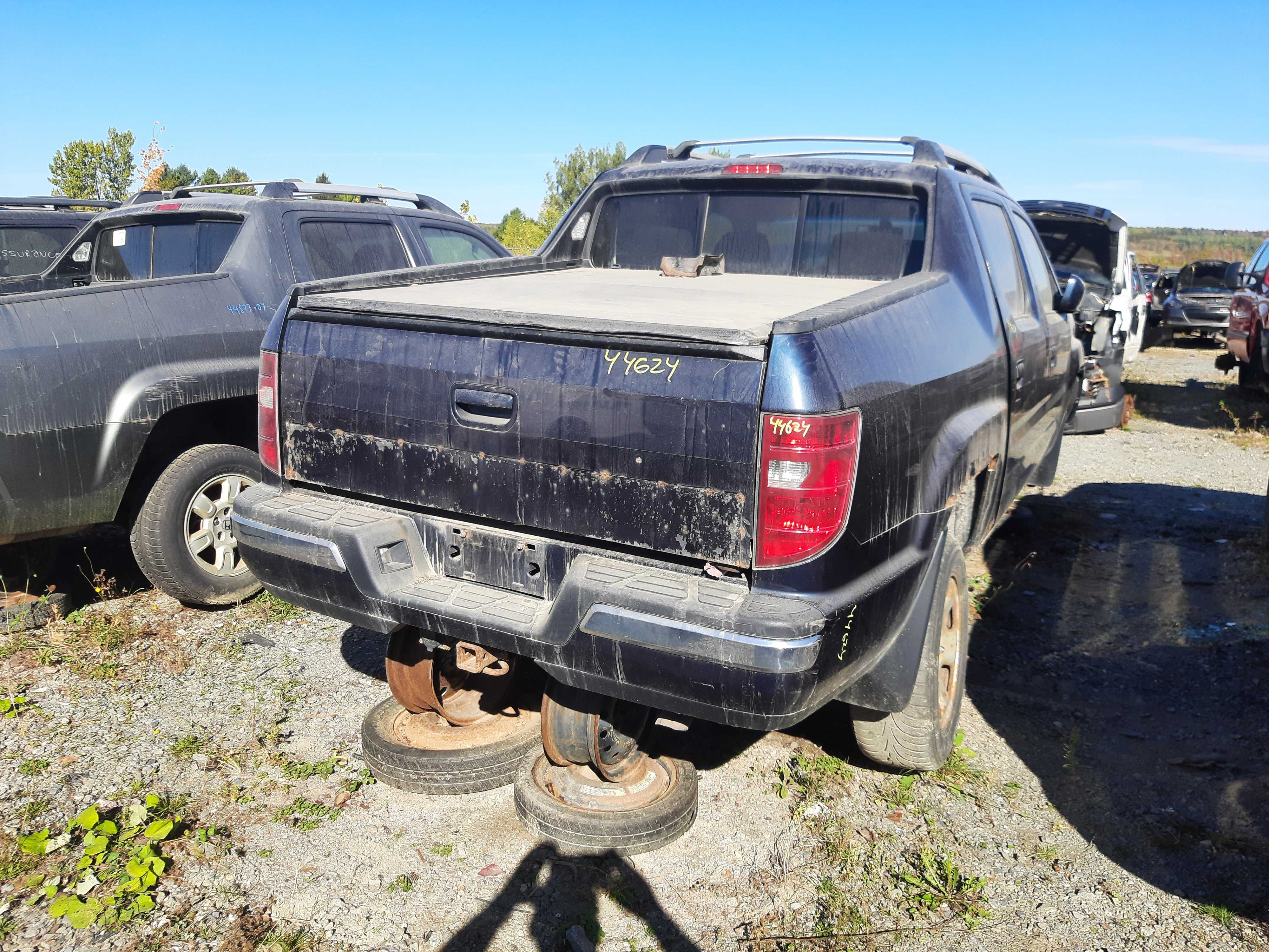 HONDA RIDGELINE 2010