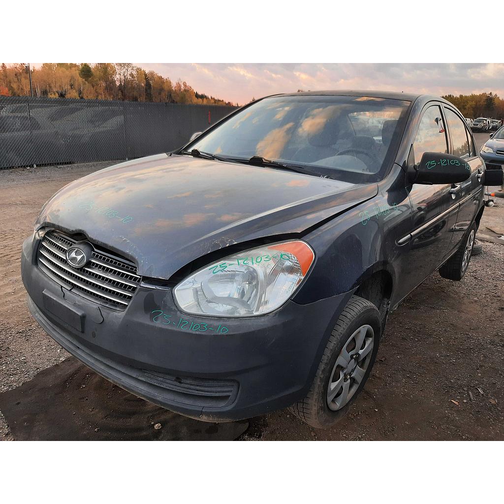 HYUNDAI ACCENT 2010