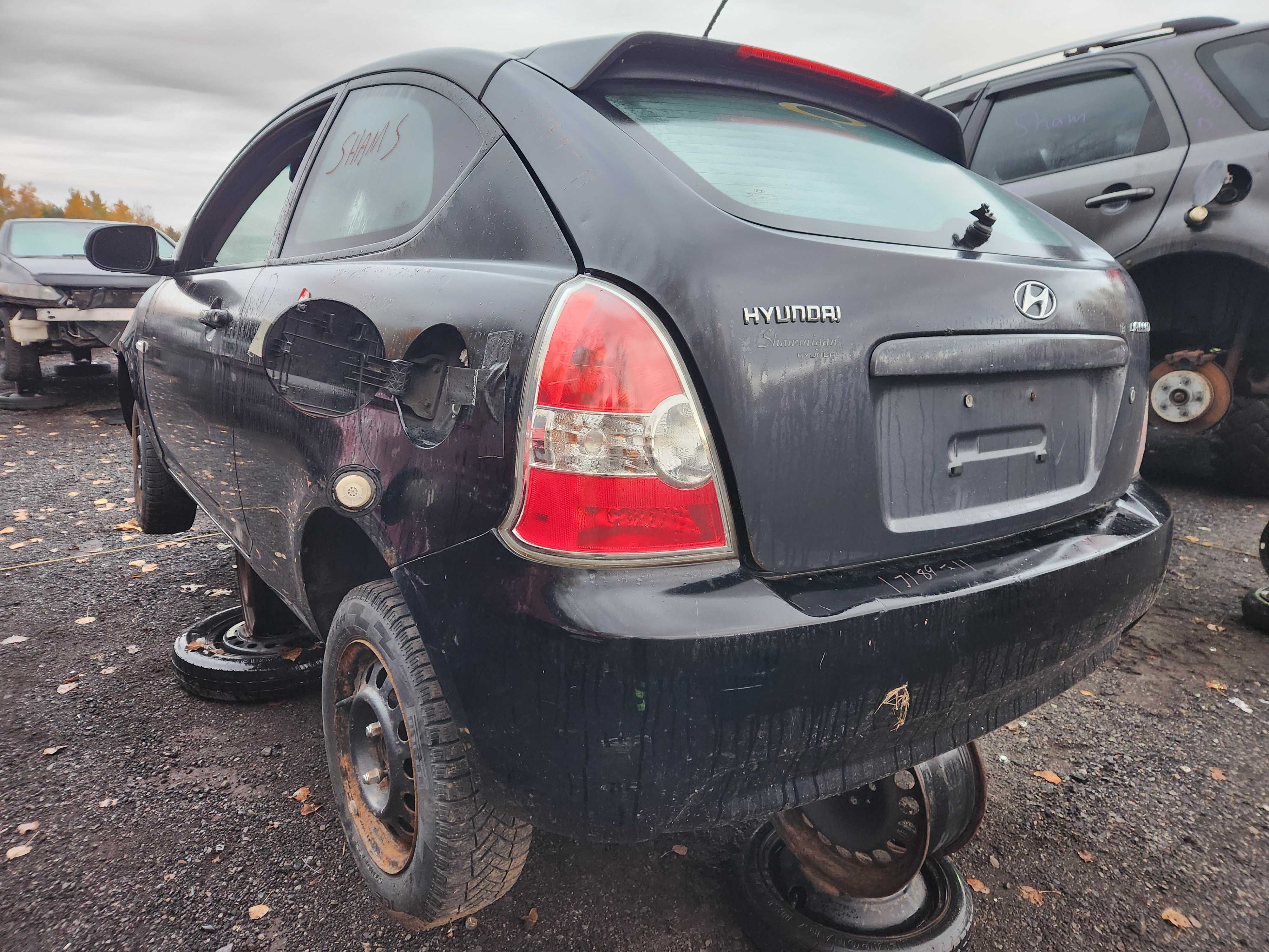 HYUNDAI ACCENT 2011