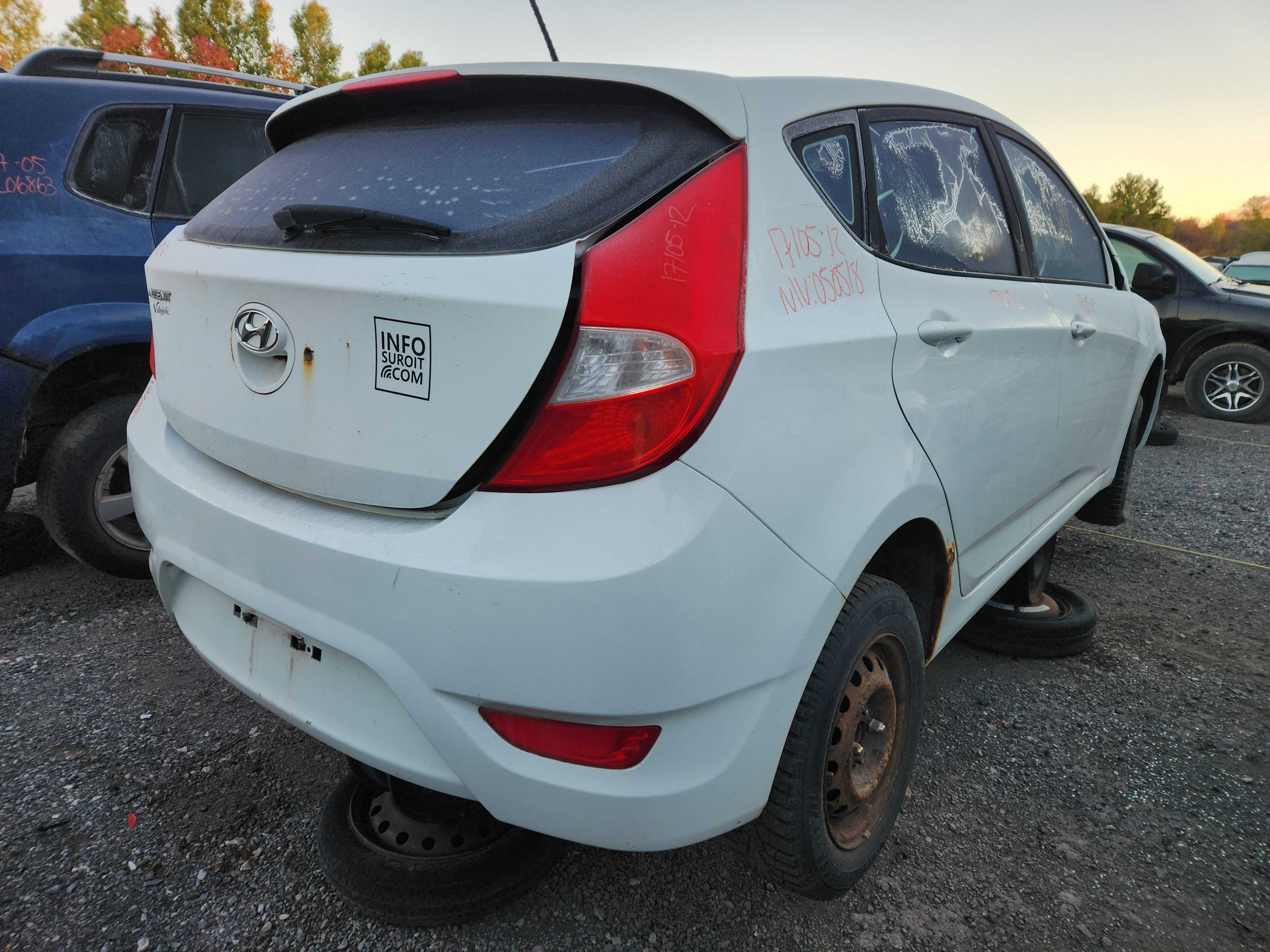 HYUNDAI ACCENT 2012