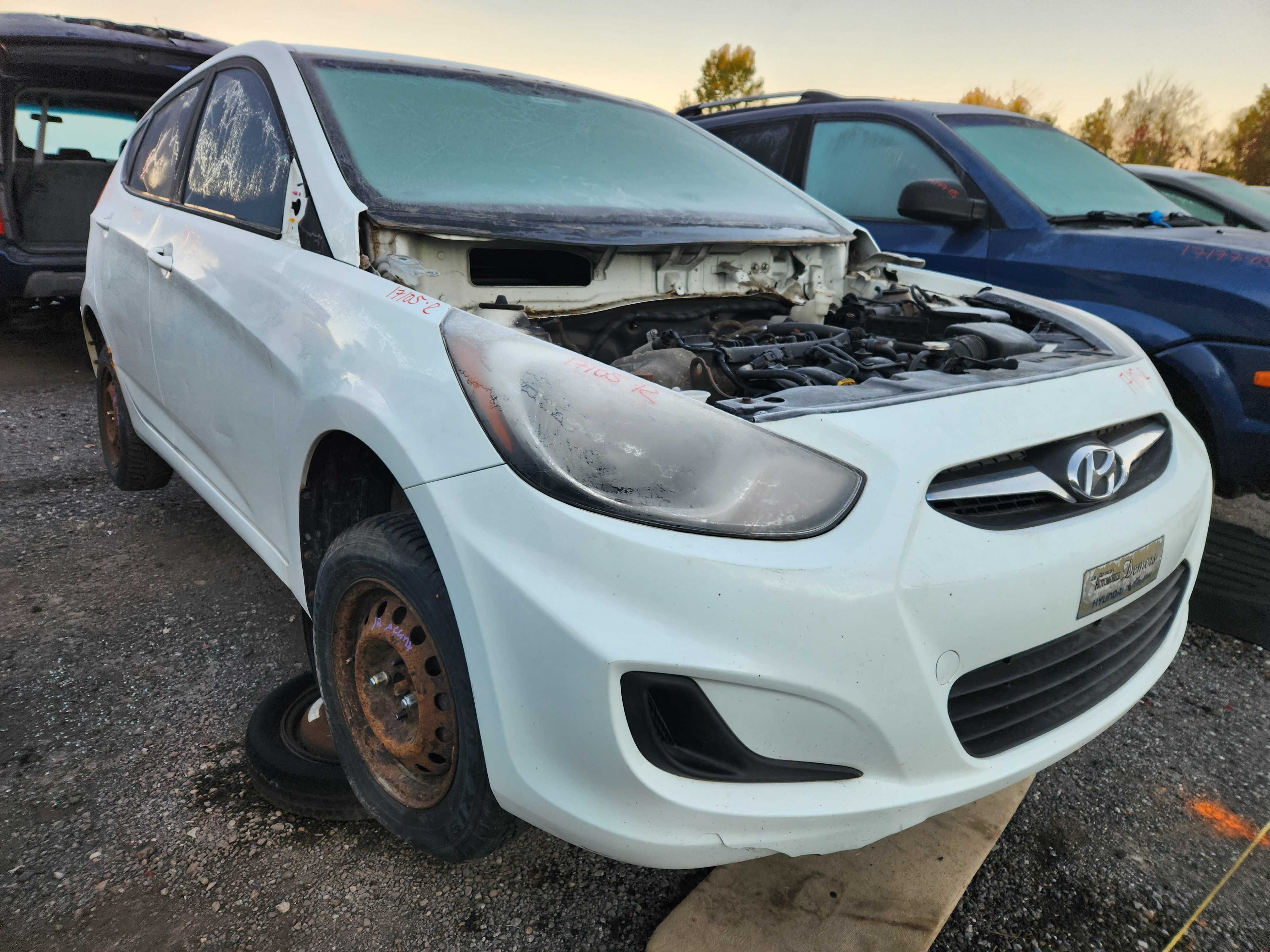 HYUNDAI ACCENT 2012