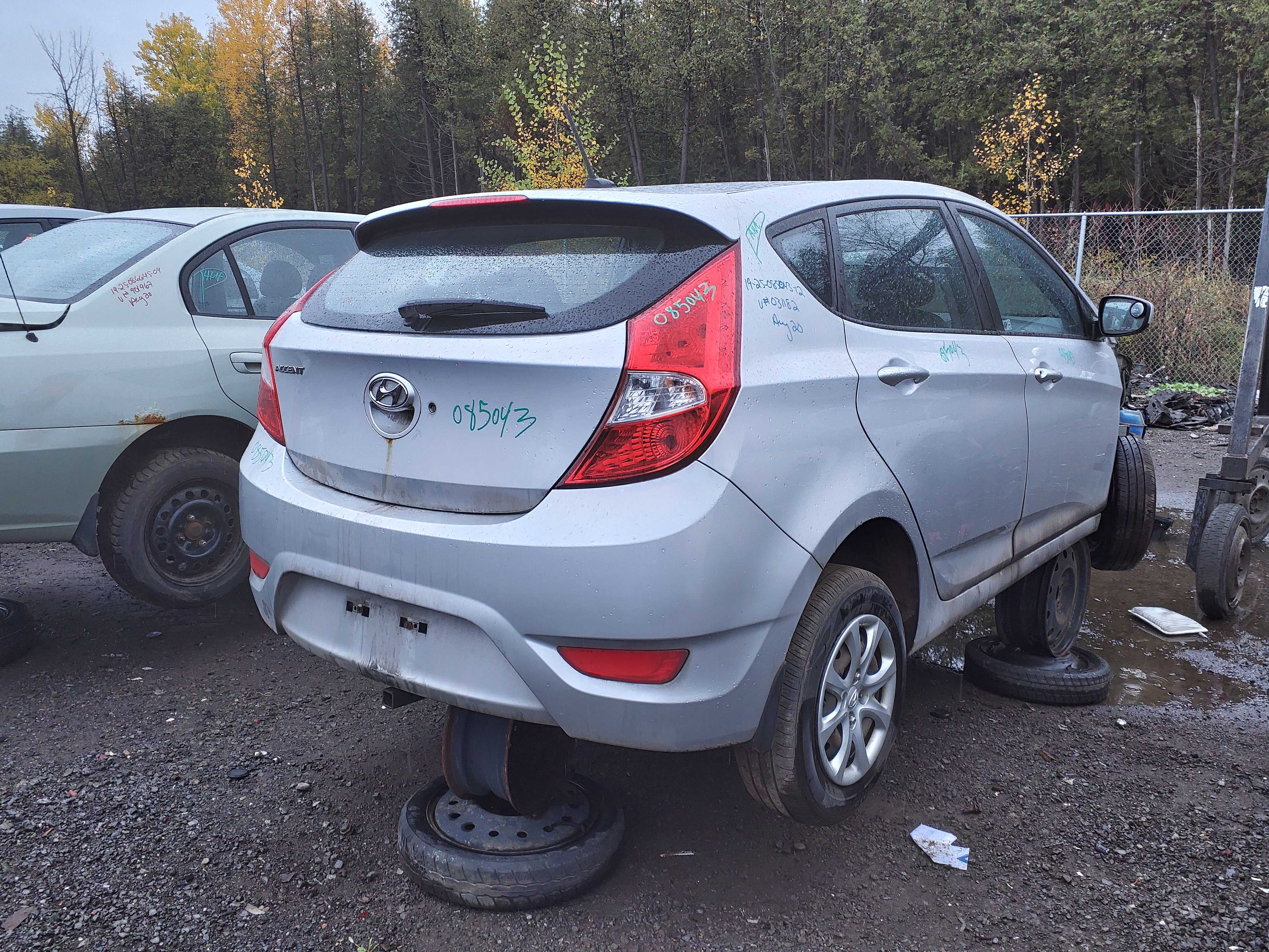 HYUNDAI ACCENT 2012
