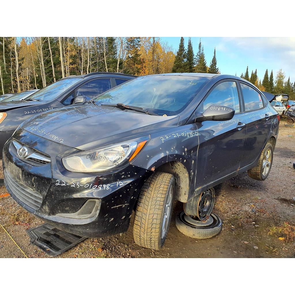 HYUNDAI ACCENT 2012