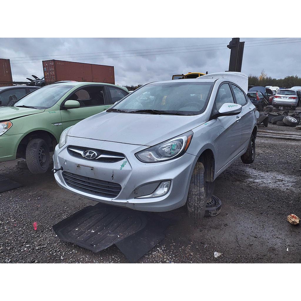 HYUNDAI ACCENT 2013