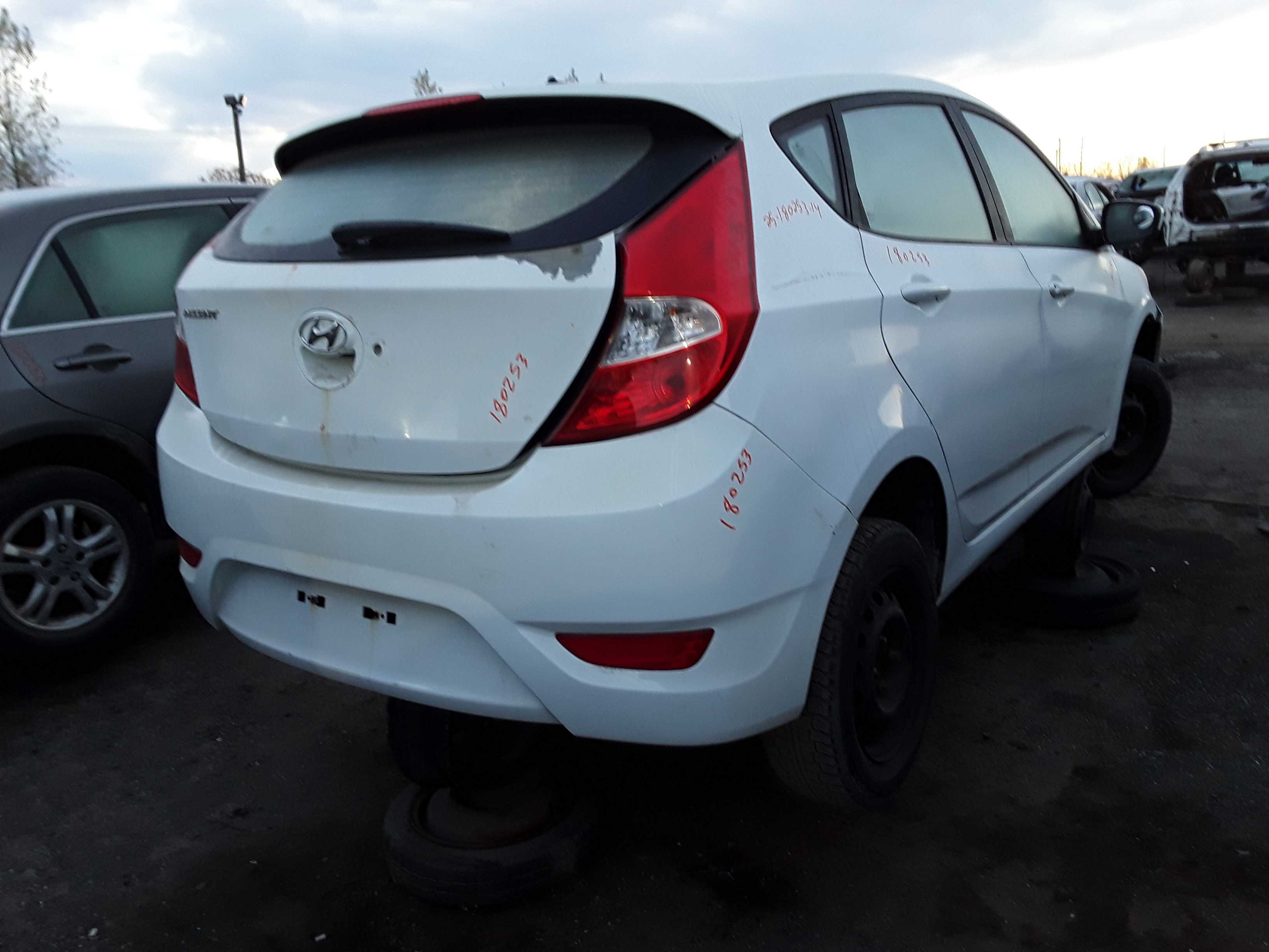 HYUNDAI ACCENT 2014