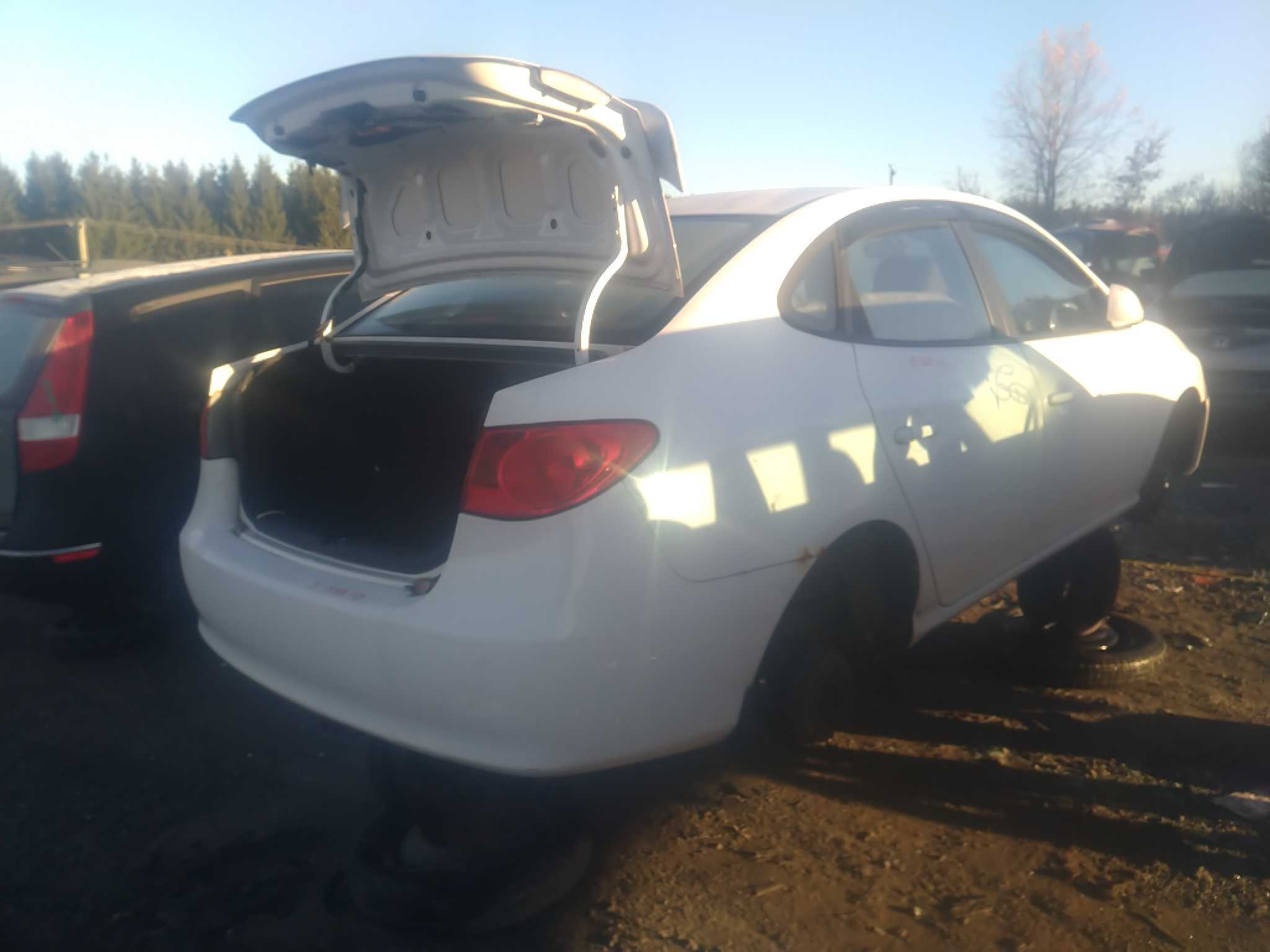 HYUNDAI ELANTRA 2010