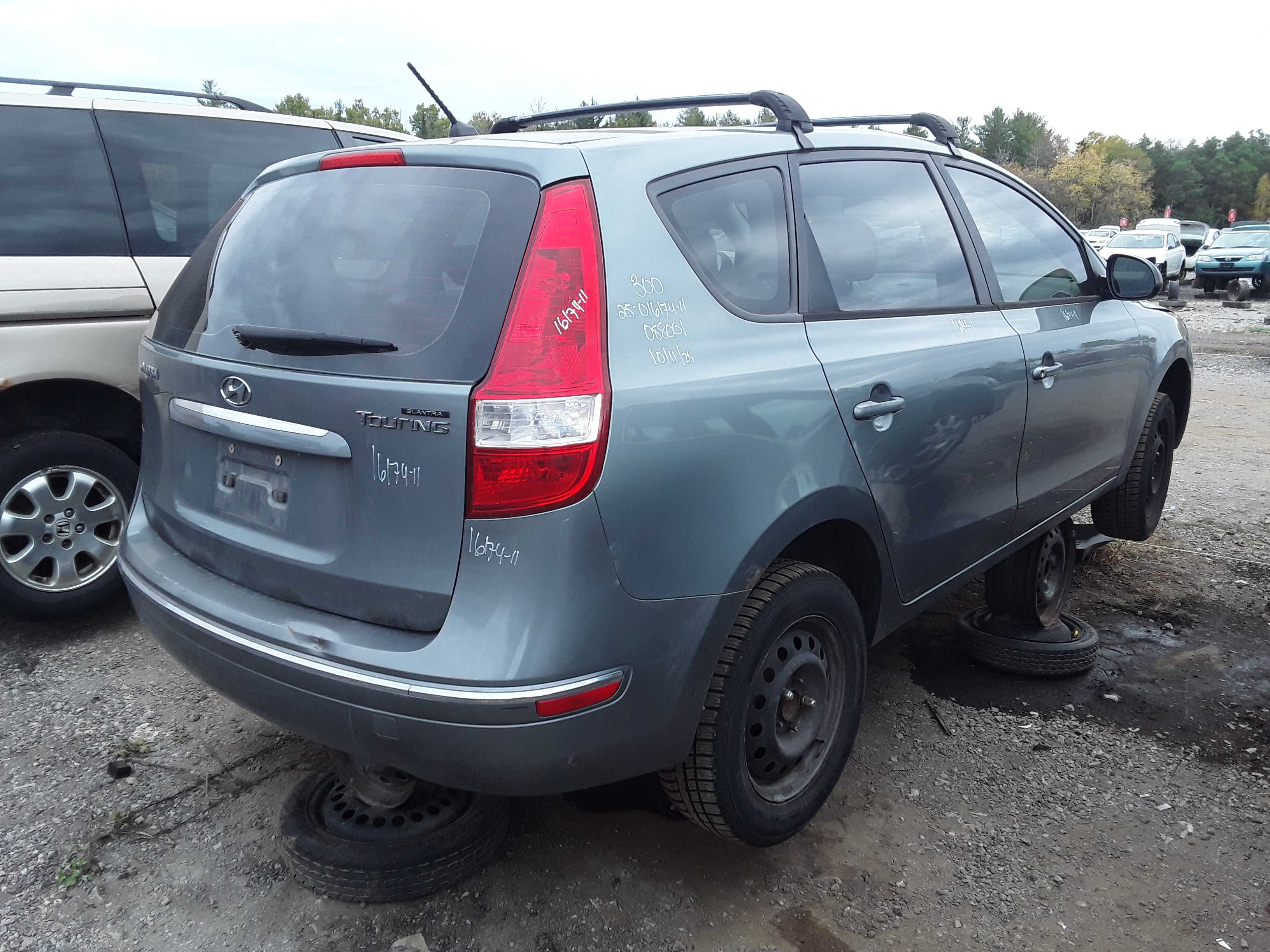 HYUNDAI ELANTRA 2011