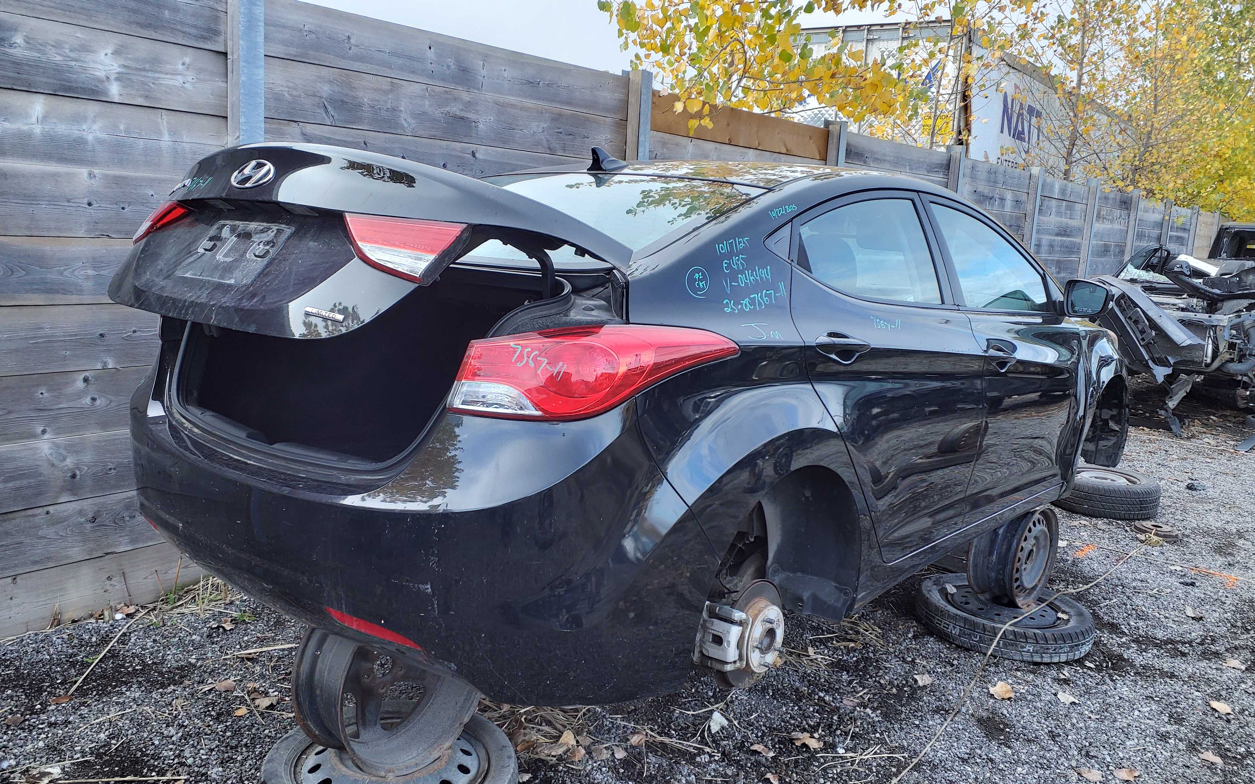 HYUNDAI ELANTRA 2011