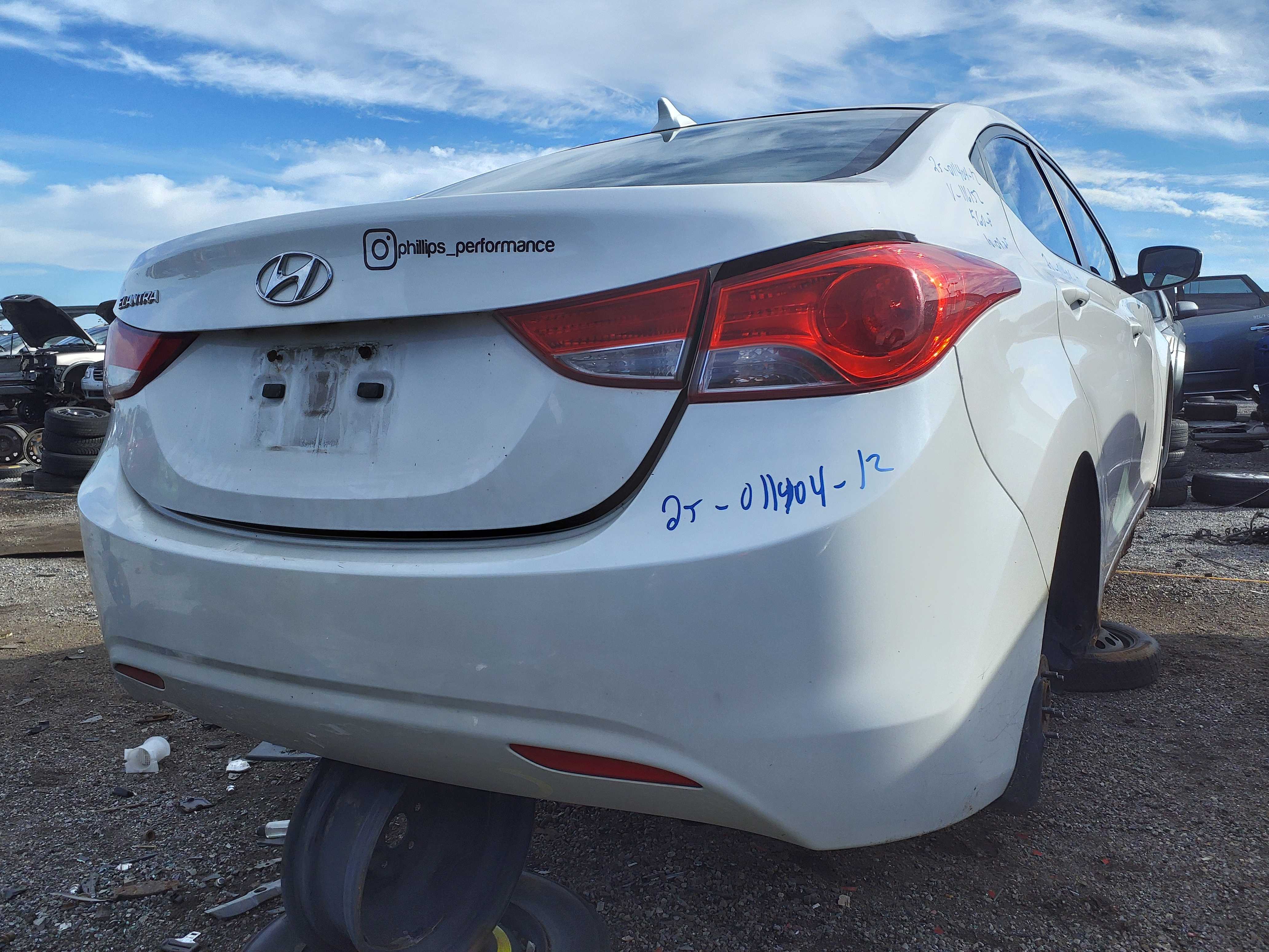 HYUNDAI ELANTRA 2012