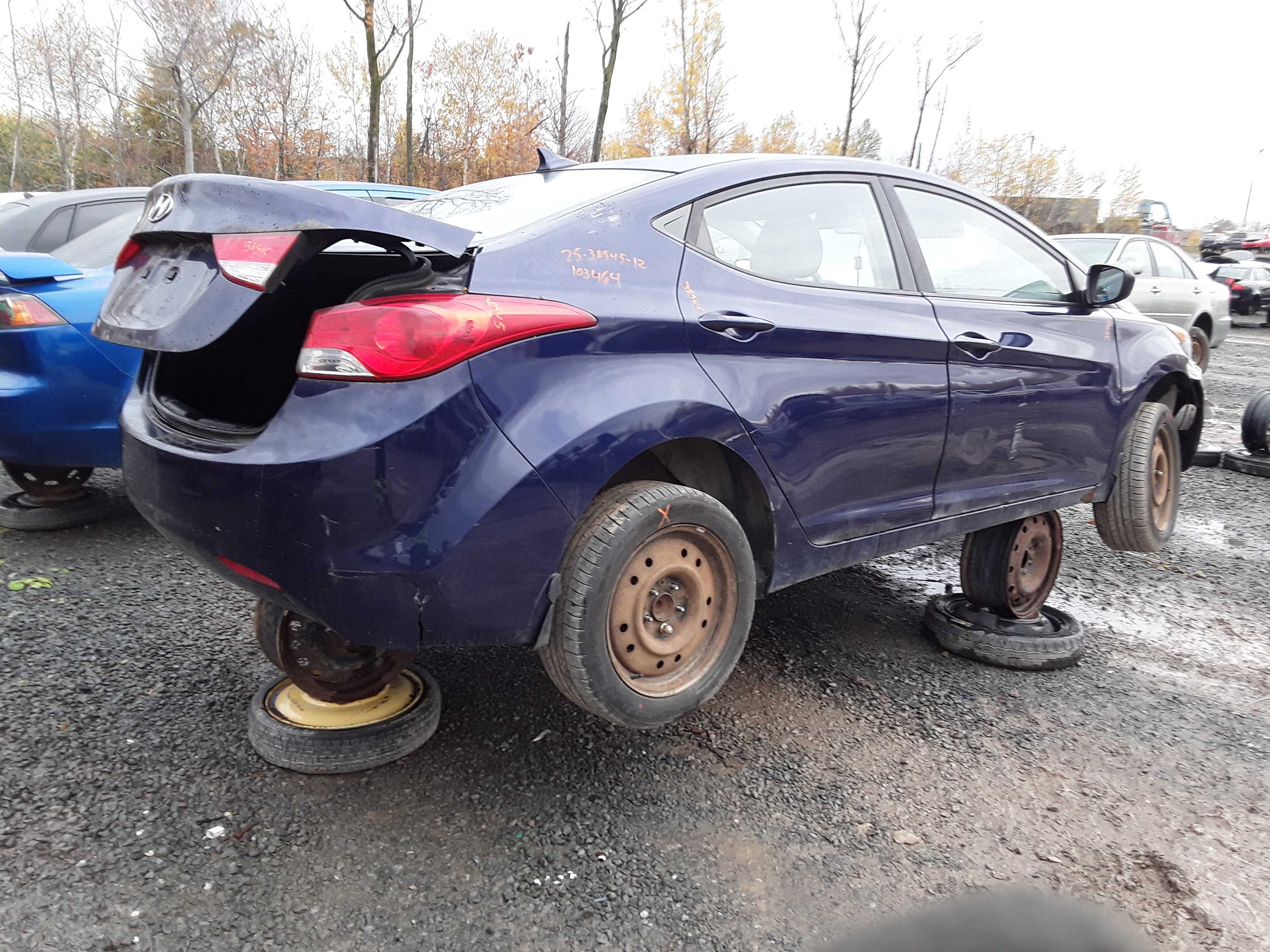 HYUNDAI ELANTRA 2012