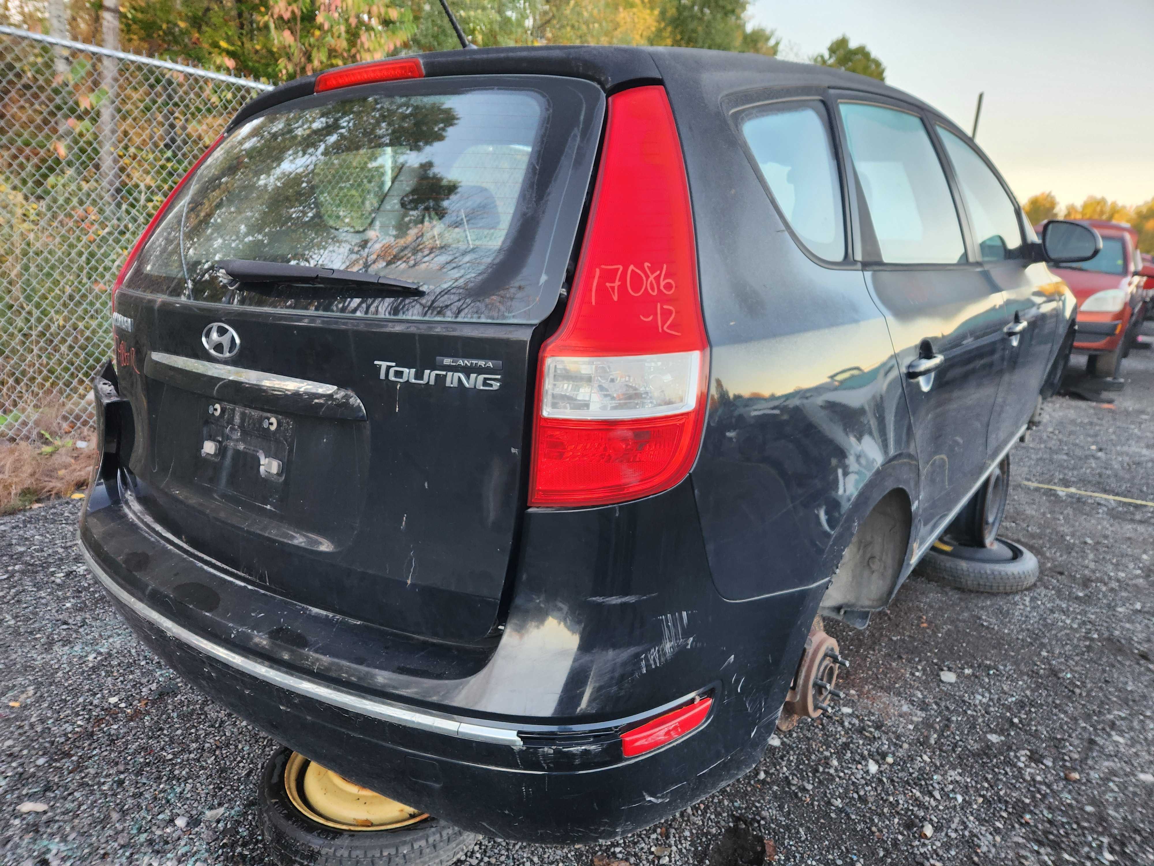 HYUNDAI ELANTRA 2012