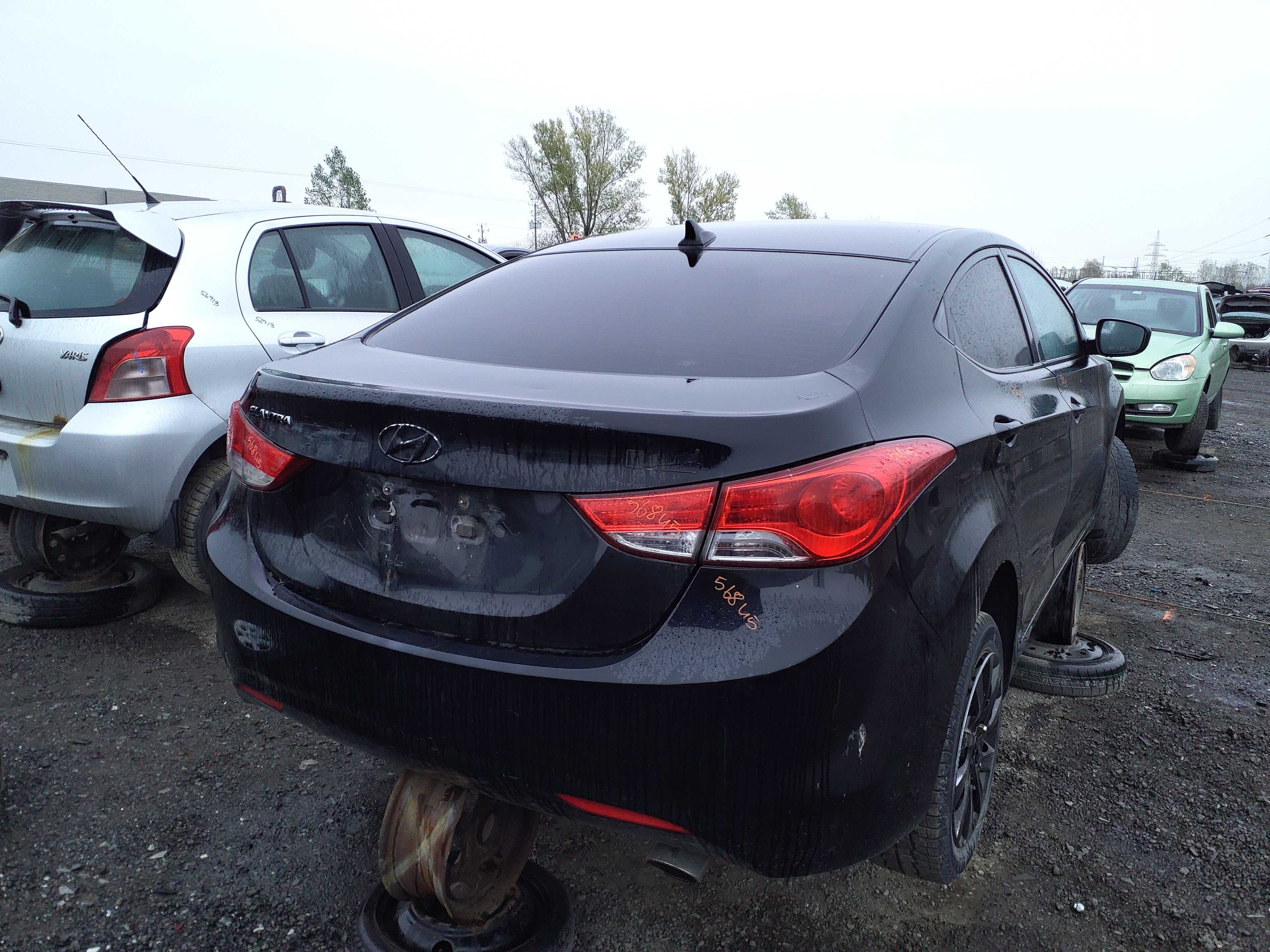 HYUNDAI ELANTRA 2012