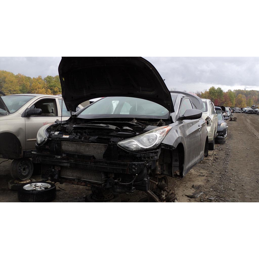HYUNDAI ELANTRA 2013