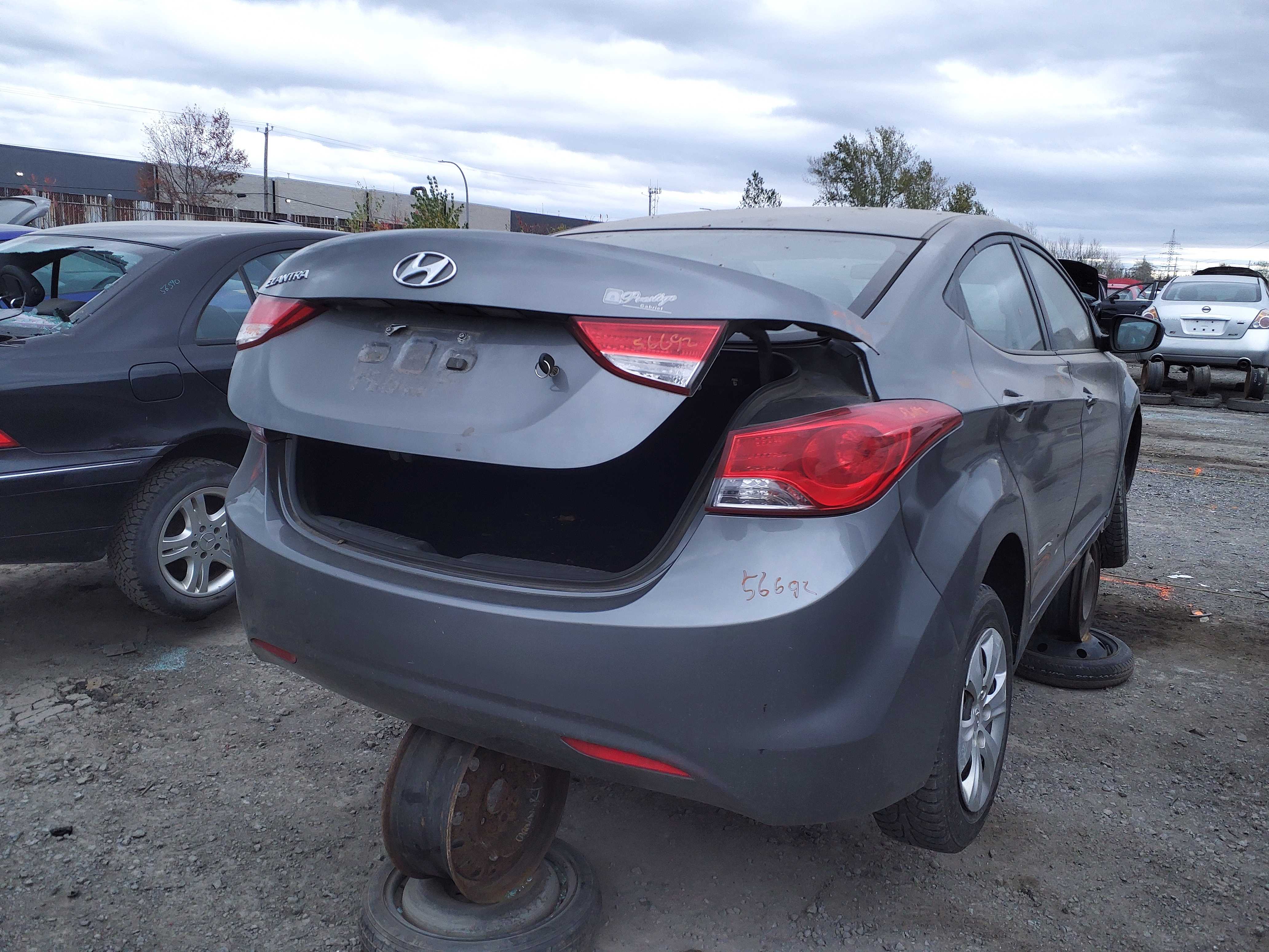 HYUNDAI ELANTRA 2013
