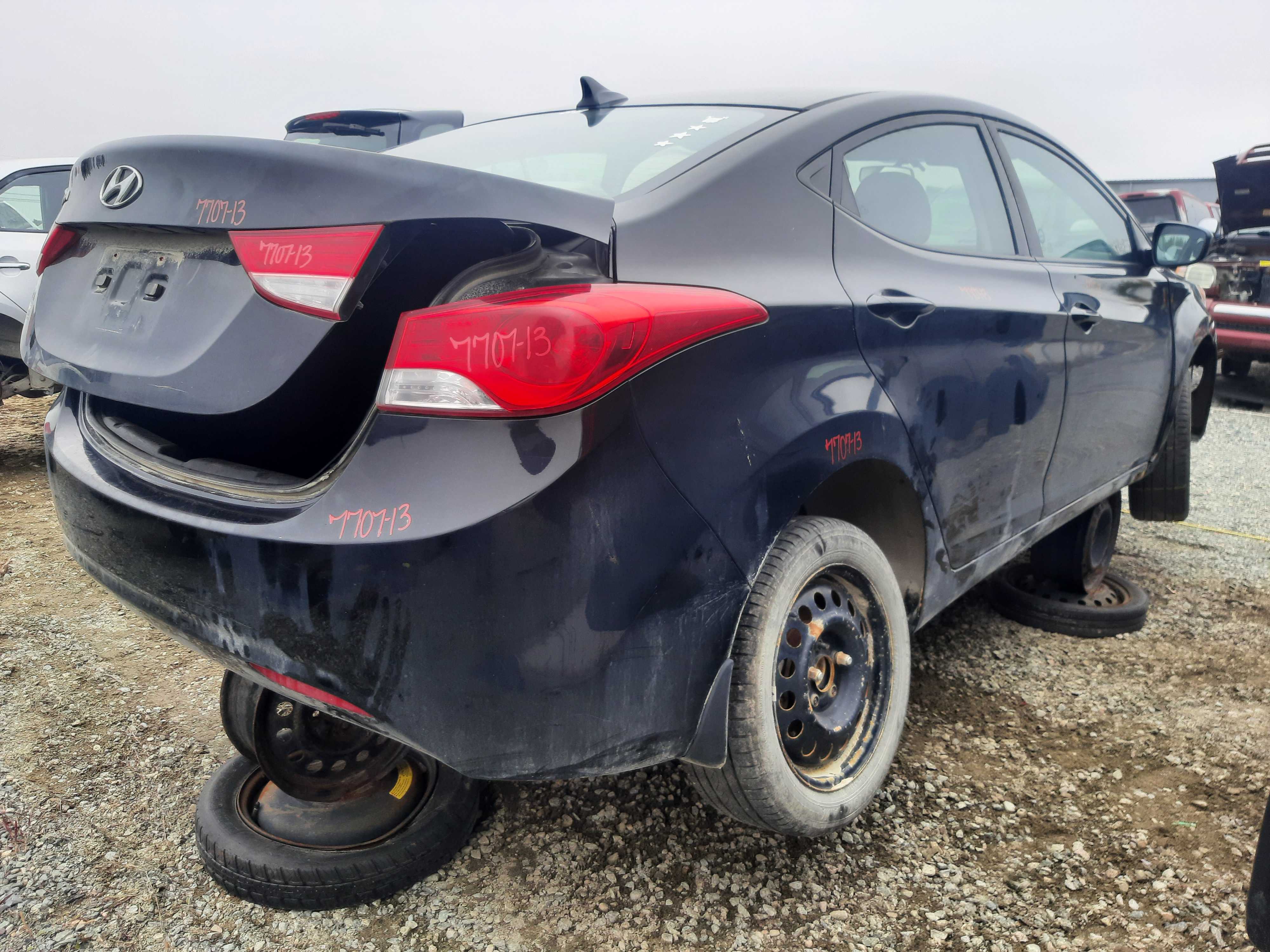 HYUNDAI ELANTRA 2013
