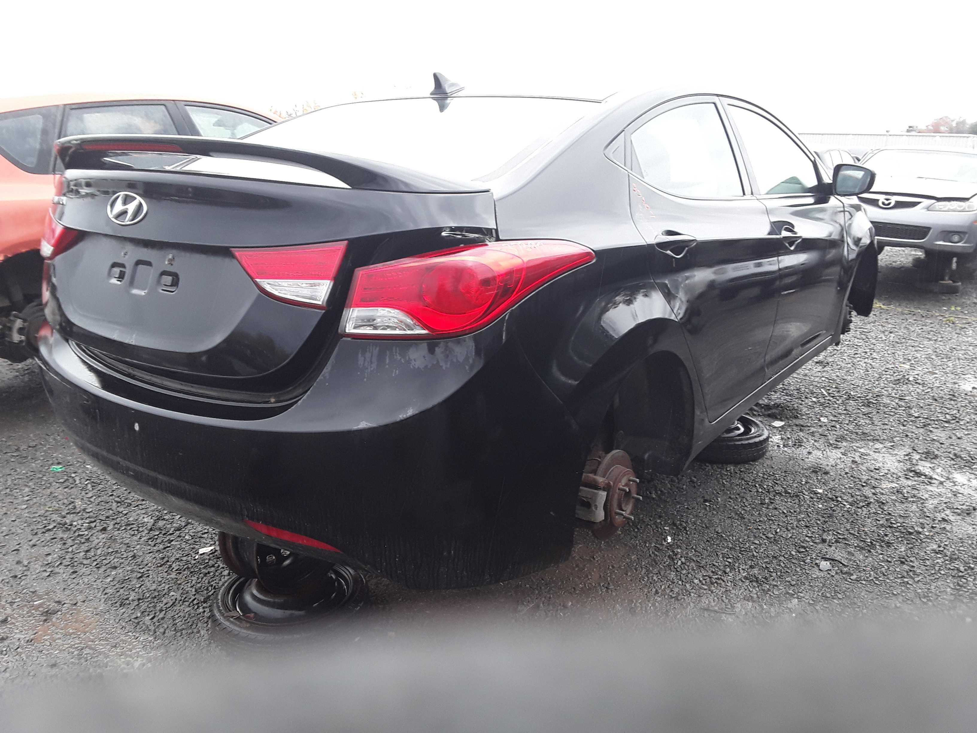HYUNDAI ELANTRA 2013