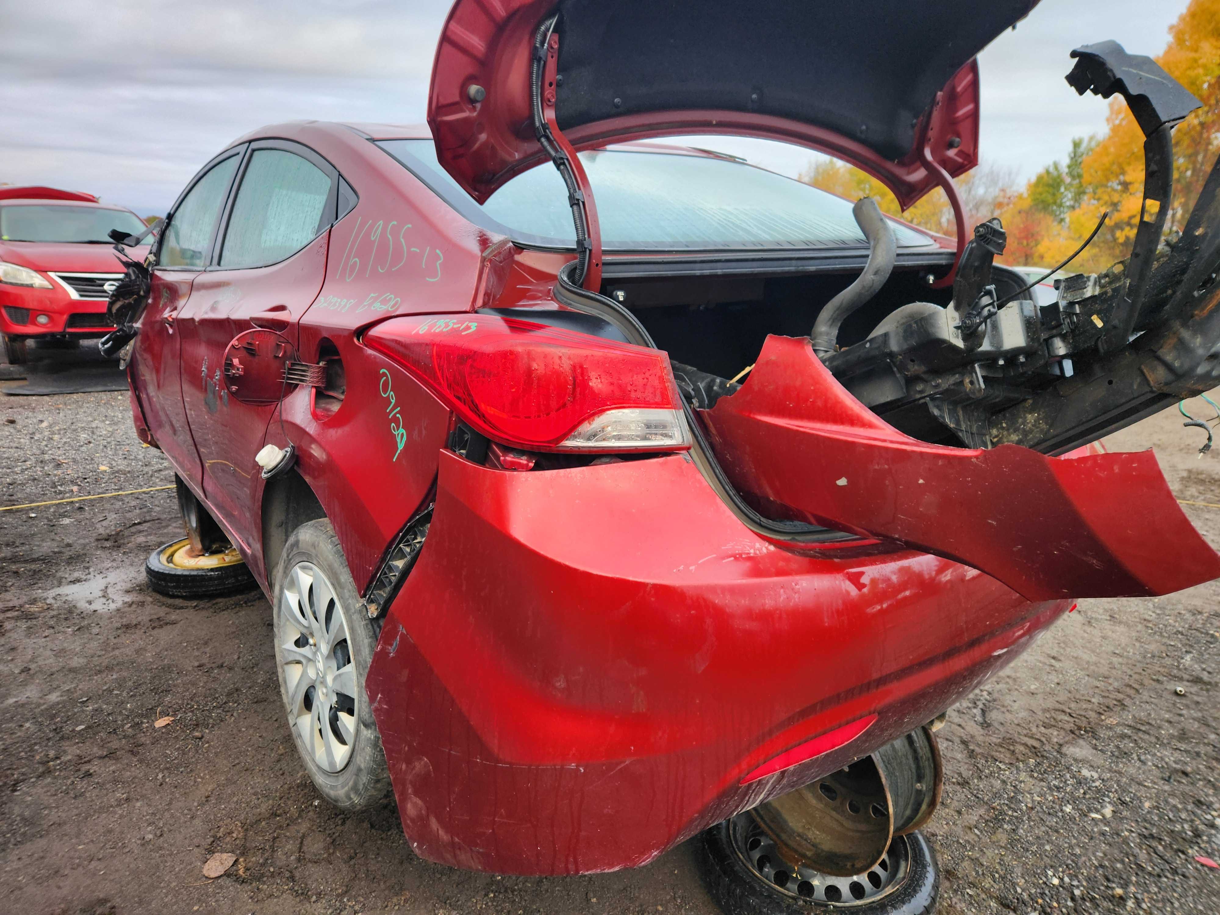 HYUNDAI ELANTRA 2013