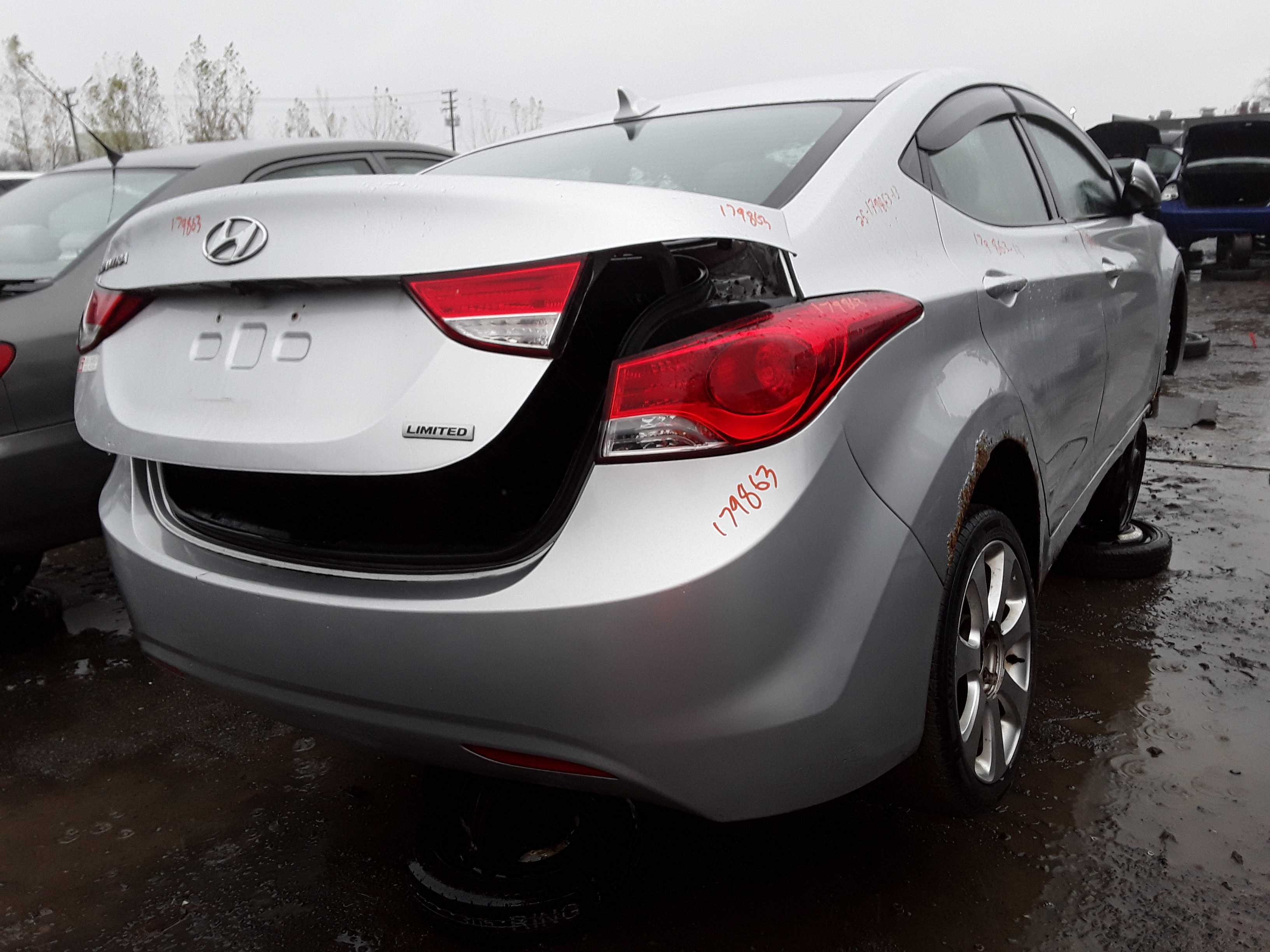 HYUNDAI ELANTRA 2013