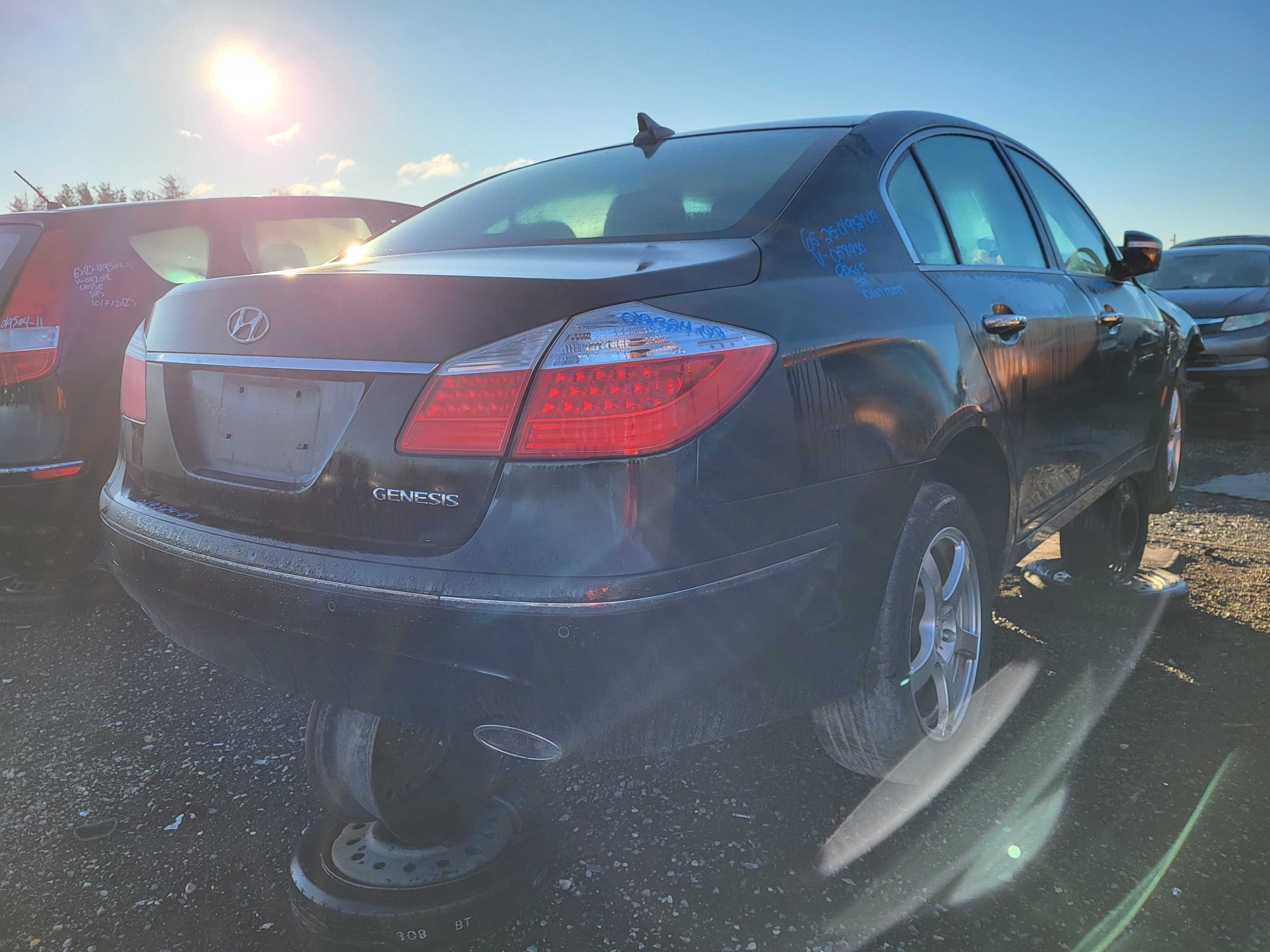 HYUNDAI GENESIS 2009