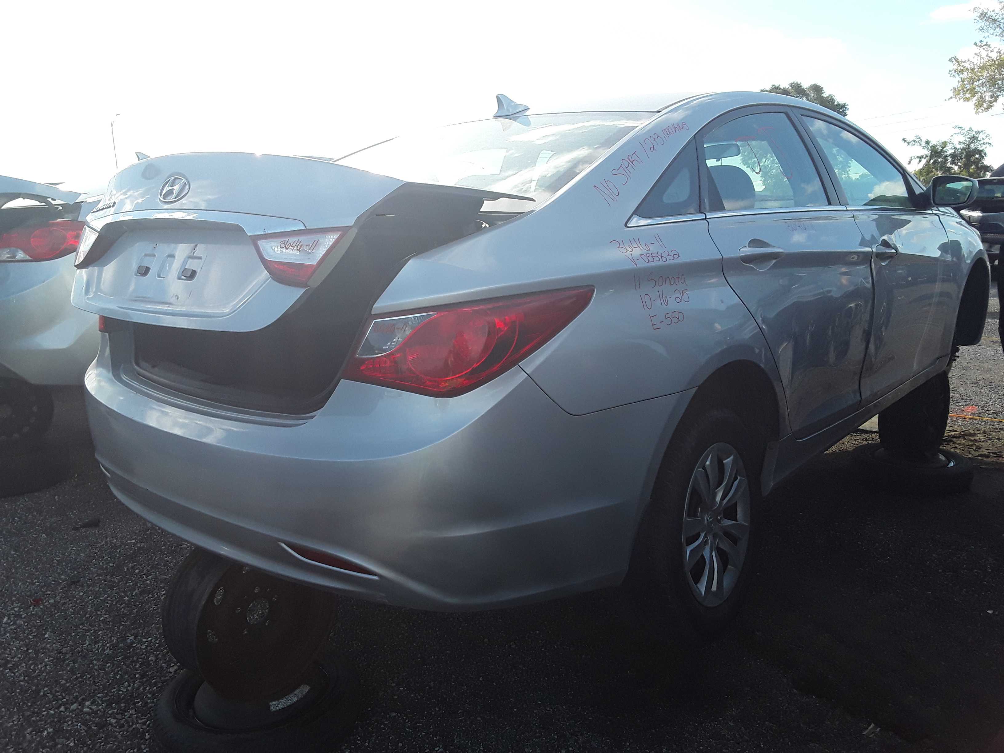 HYUNDAI SONATA 2011