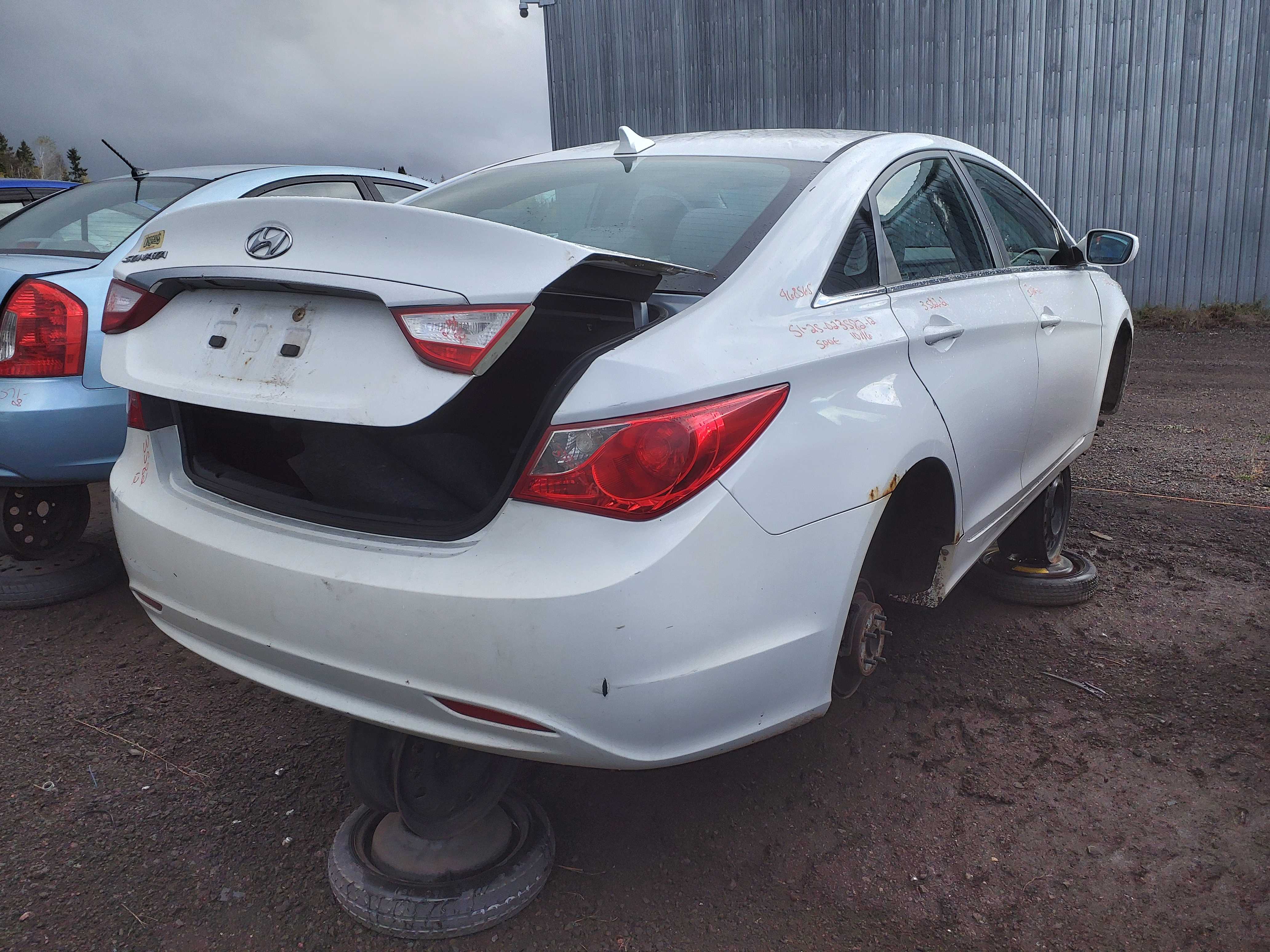 HYUNDAI SONATA 2012
