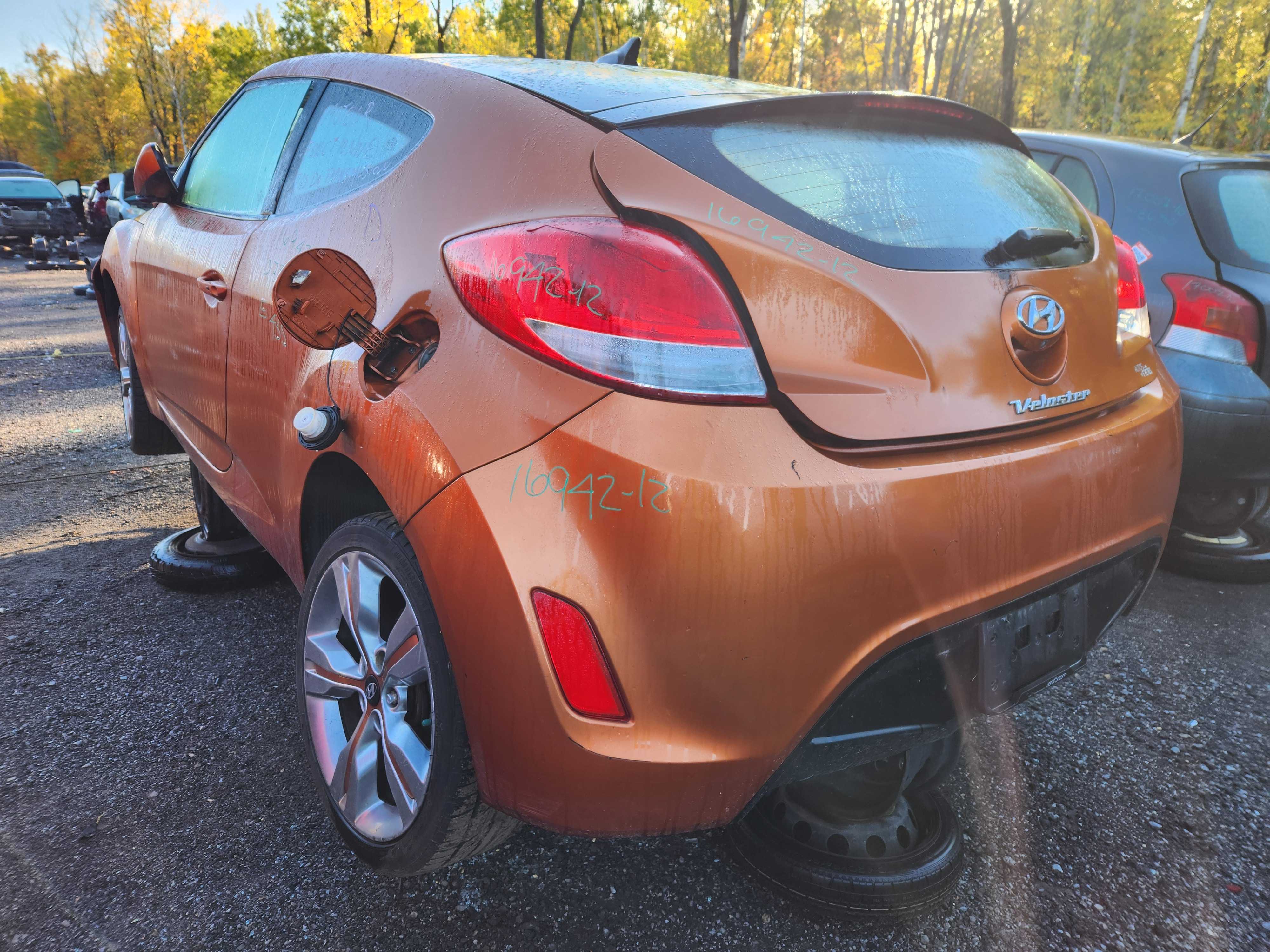 HYUNDAI VELOSTER 2012