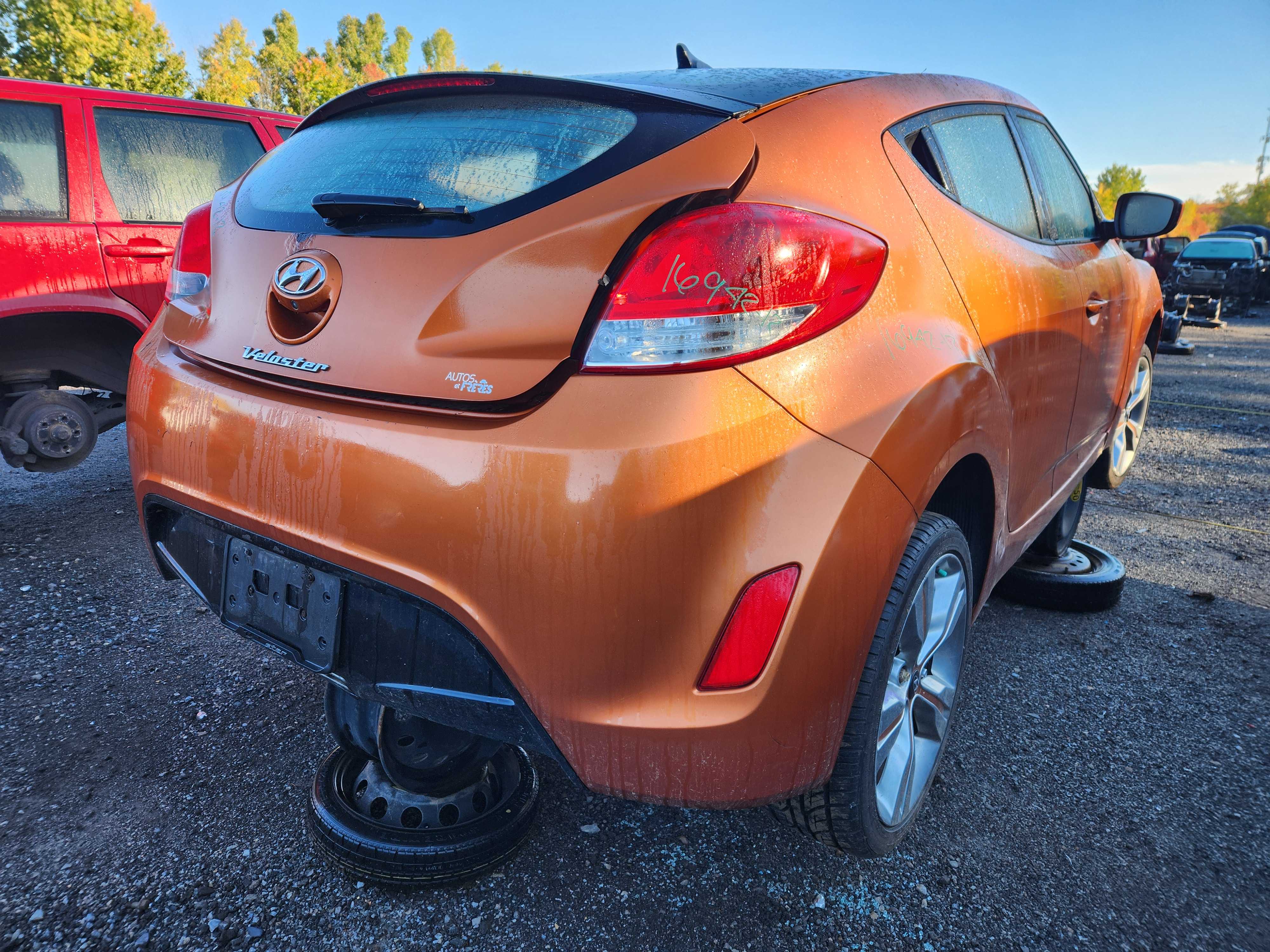 HYUNDAI VELOSTER 2012