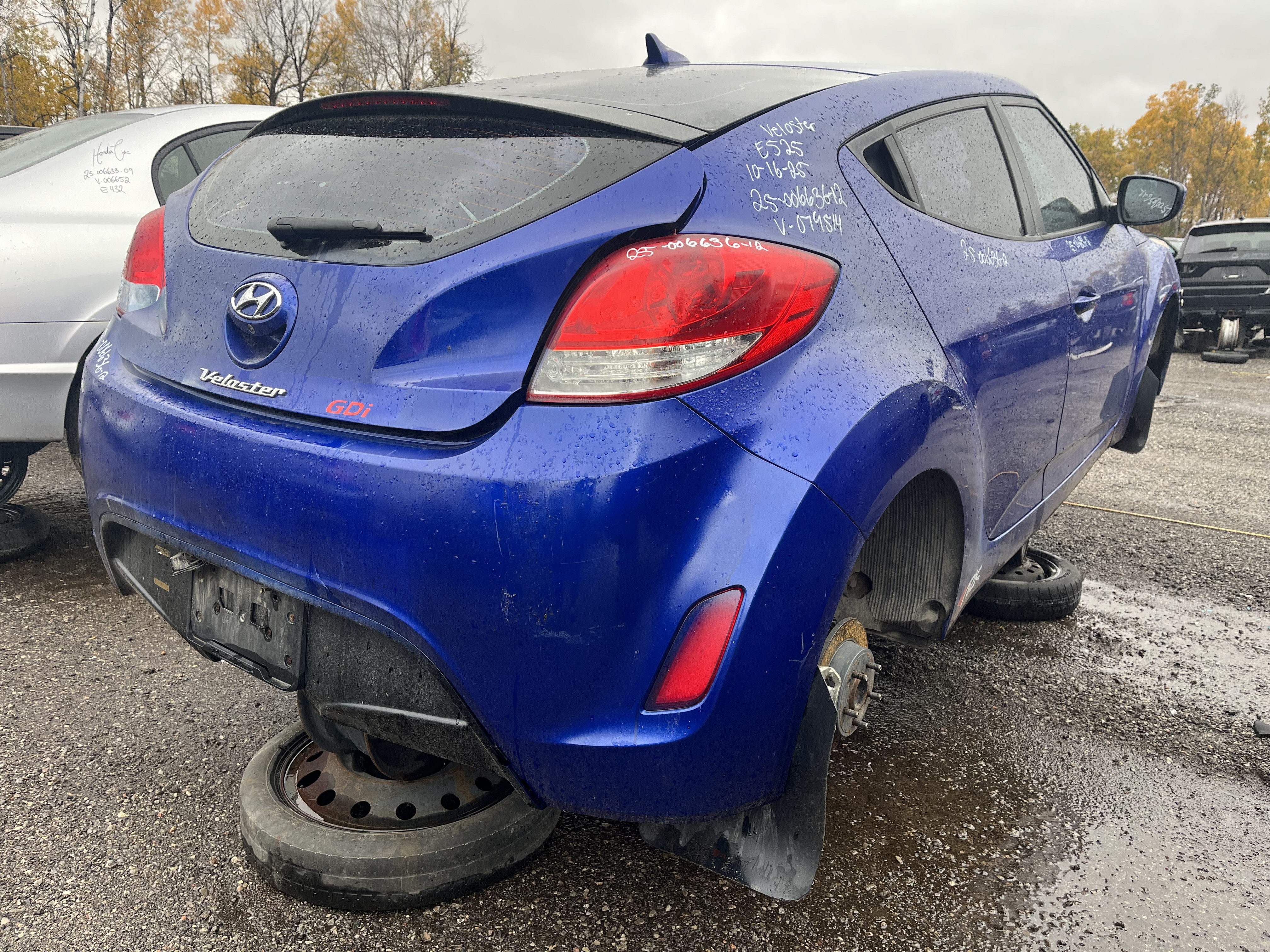 HYUNDAI VELOSTER 2012