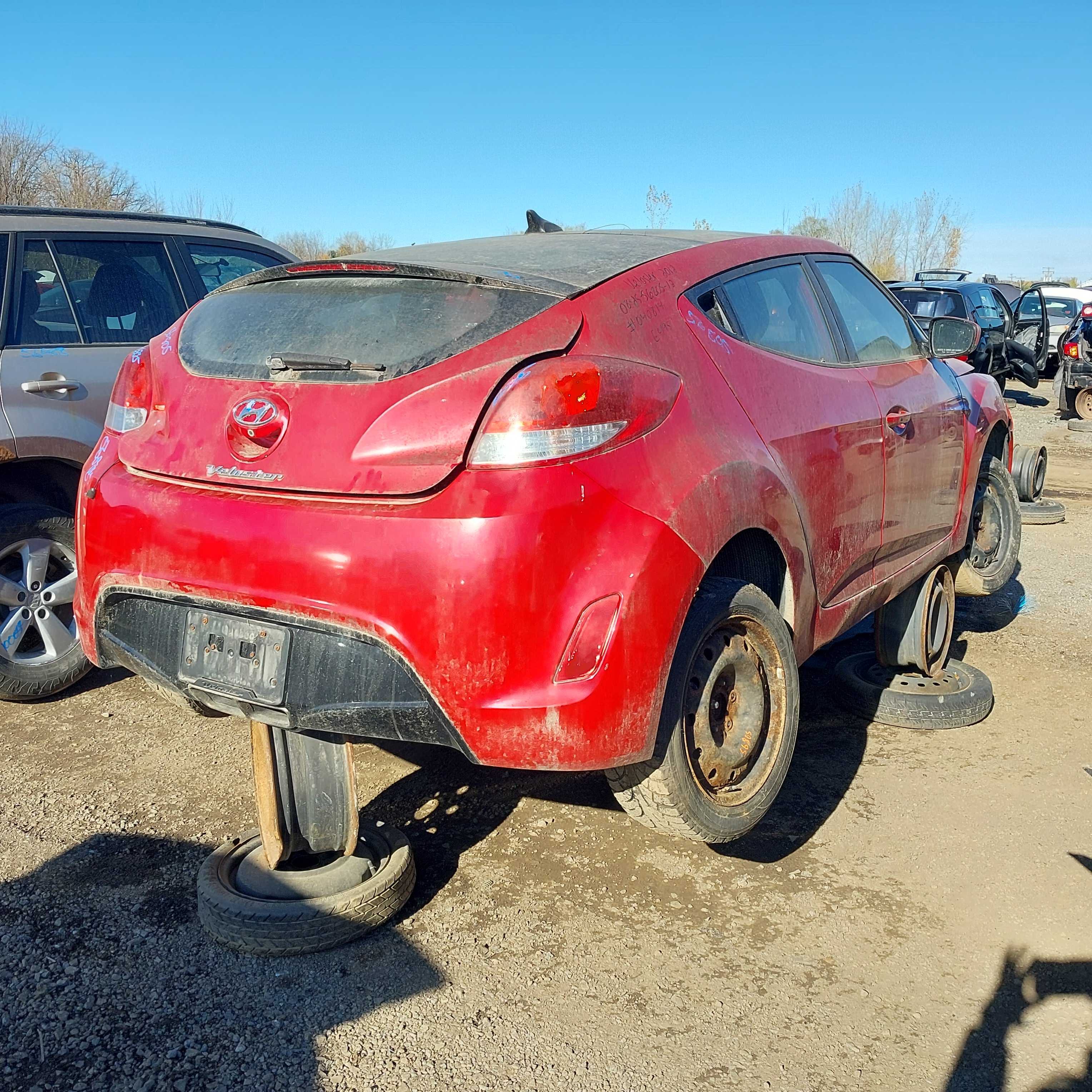 HYUNDAI VELOSTER 2012