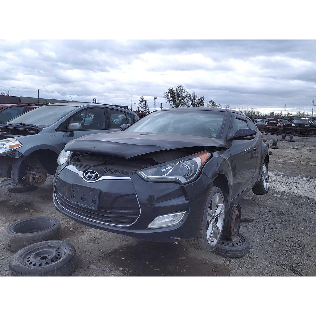 HYUNDAI VELOSTER 2015