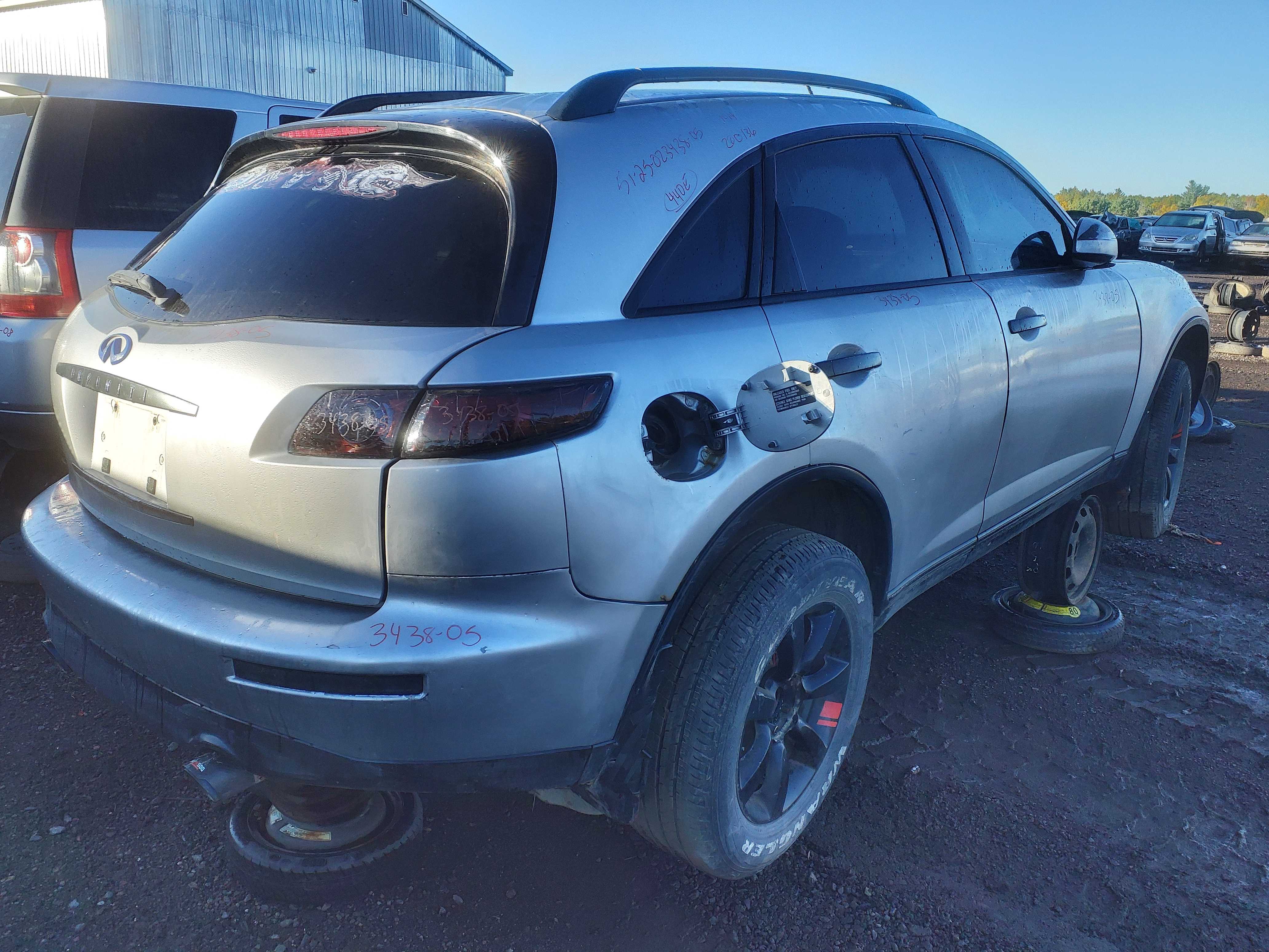 INFINITI FX35 2005